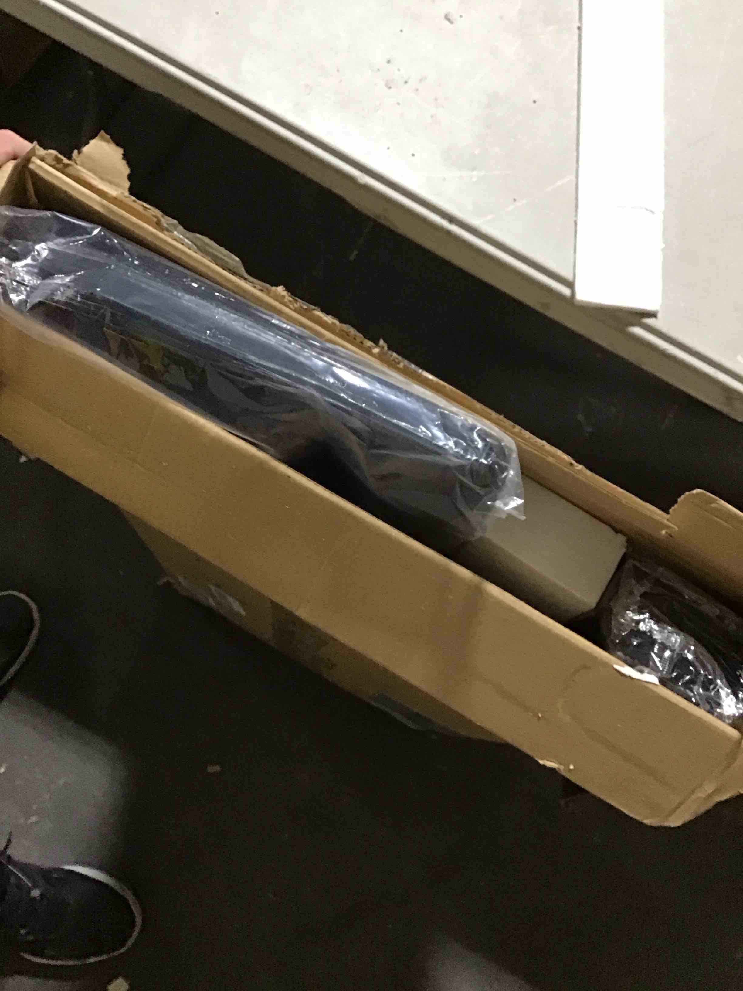 https://s3.amazonaws.com/lotting-images-prod/bidfta/TEA0461163_1729875441432.jpeg