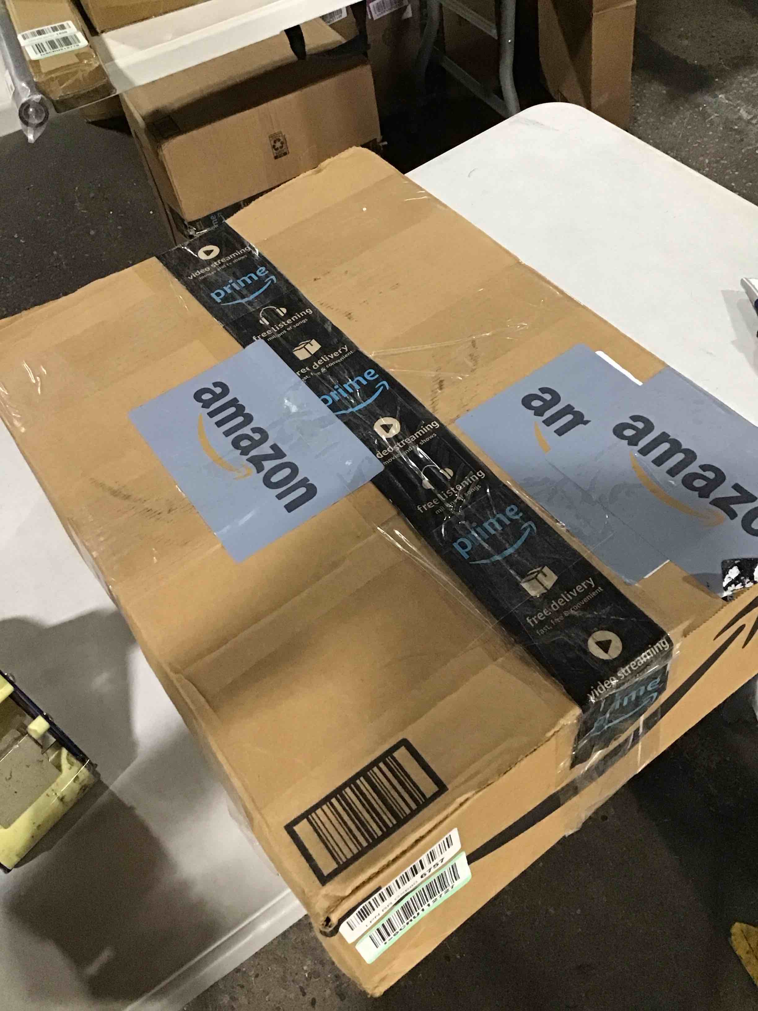 https://s3.amazonaws.com/lotting-images-prod/bidfta/TEA0461380_1729711210103.jpeg