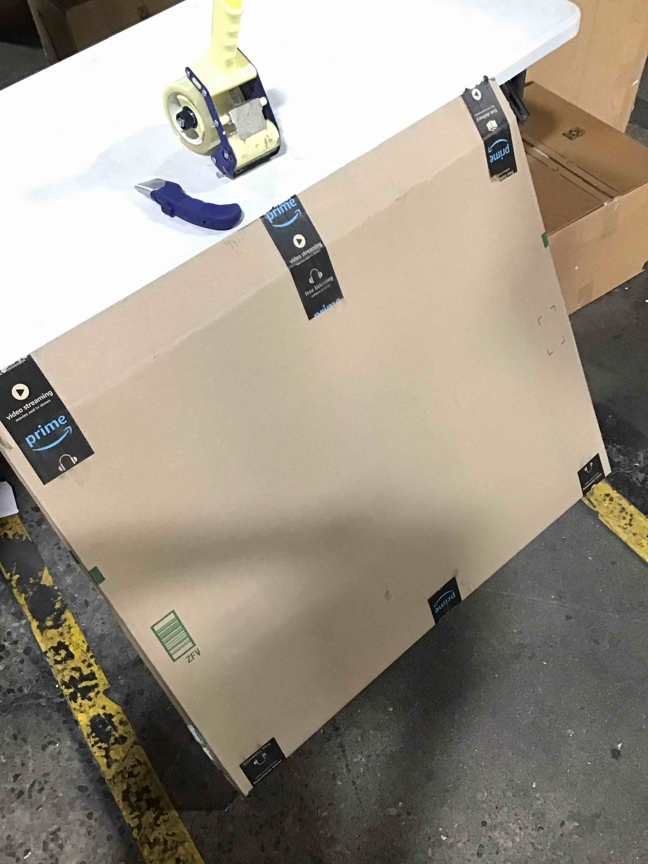 https://s3.amazonaws.com/lotting-images-prod/bidfta/TEA0461387_1729710120485.jpeg
