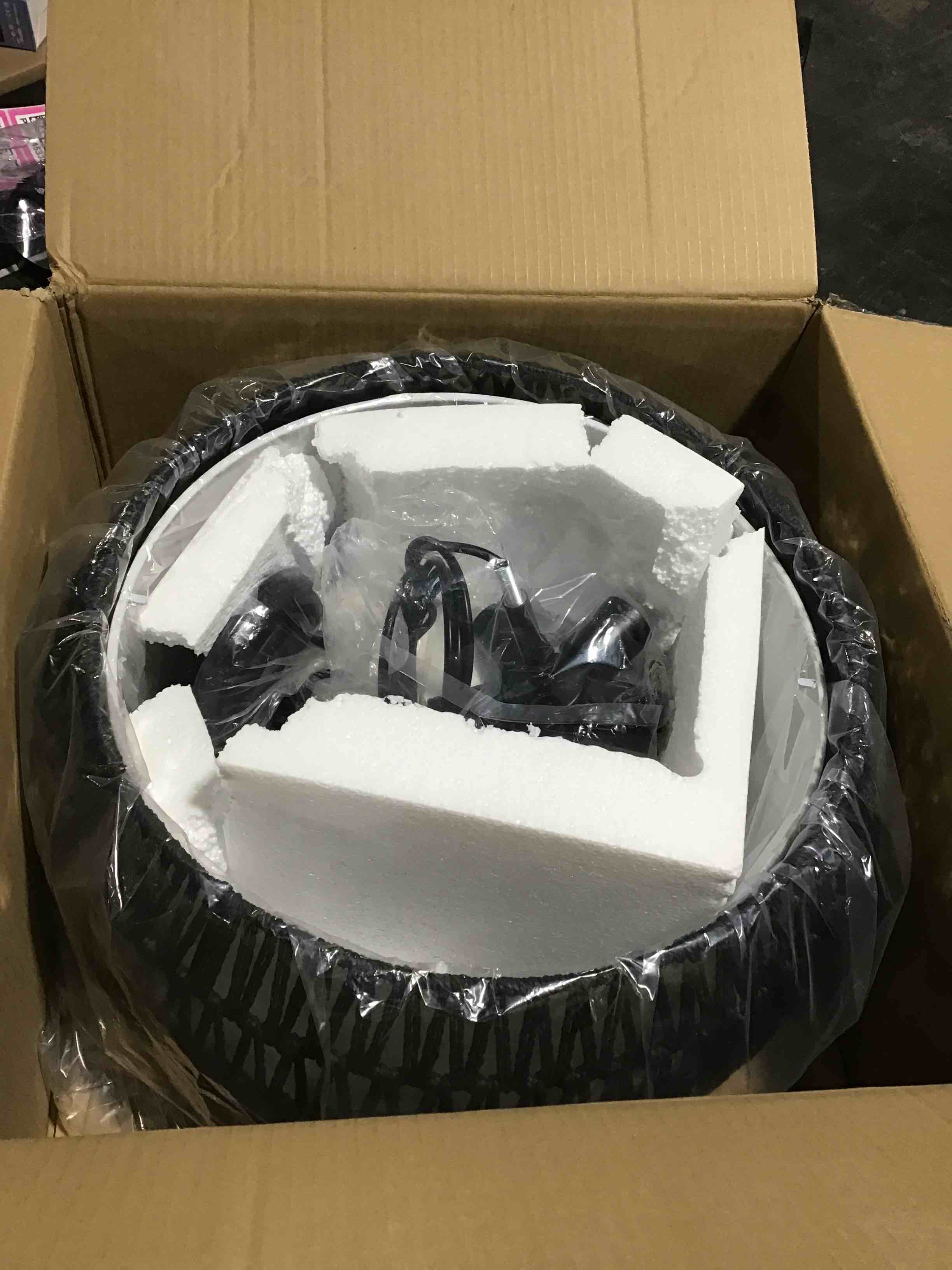 https://s3.amazonaws.com/lotting-images-prod/bidfta/TEA0461556_1729540981348.jpeg