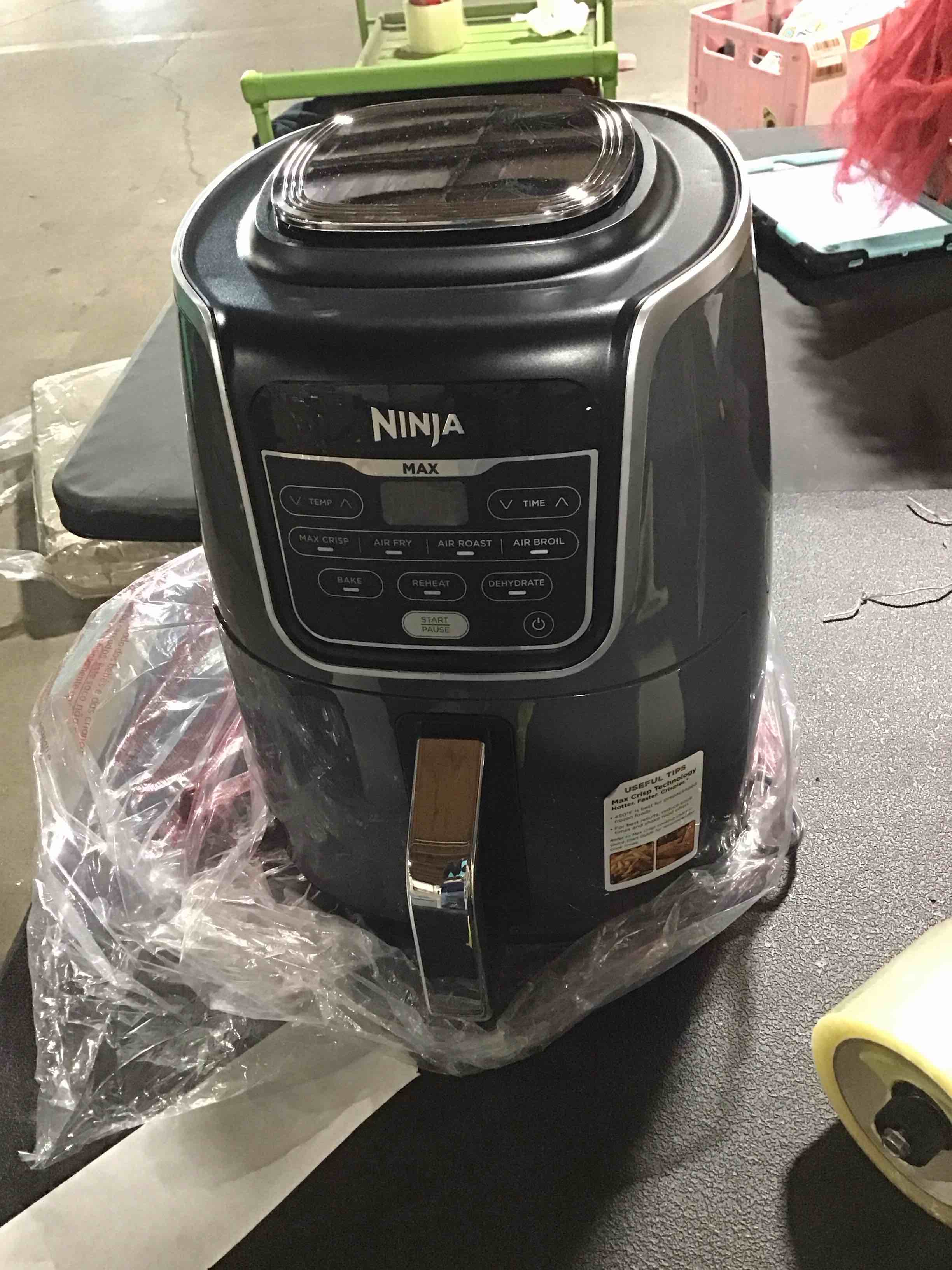 https://s3.amazonaws.com/lotting-images-prod/bidfta/TEA0461703_1729266325934.jpeg