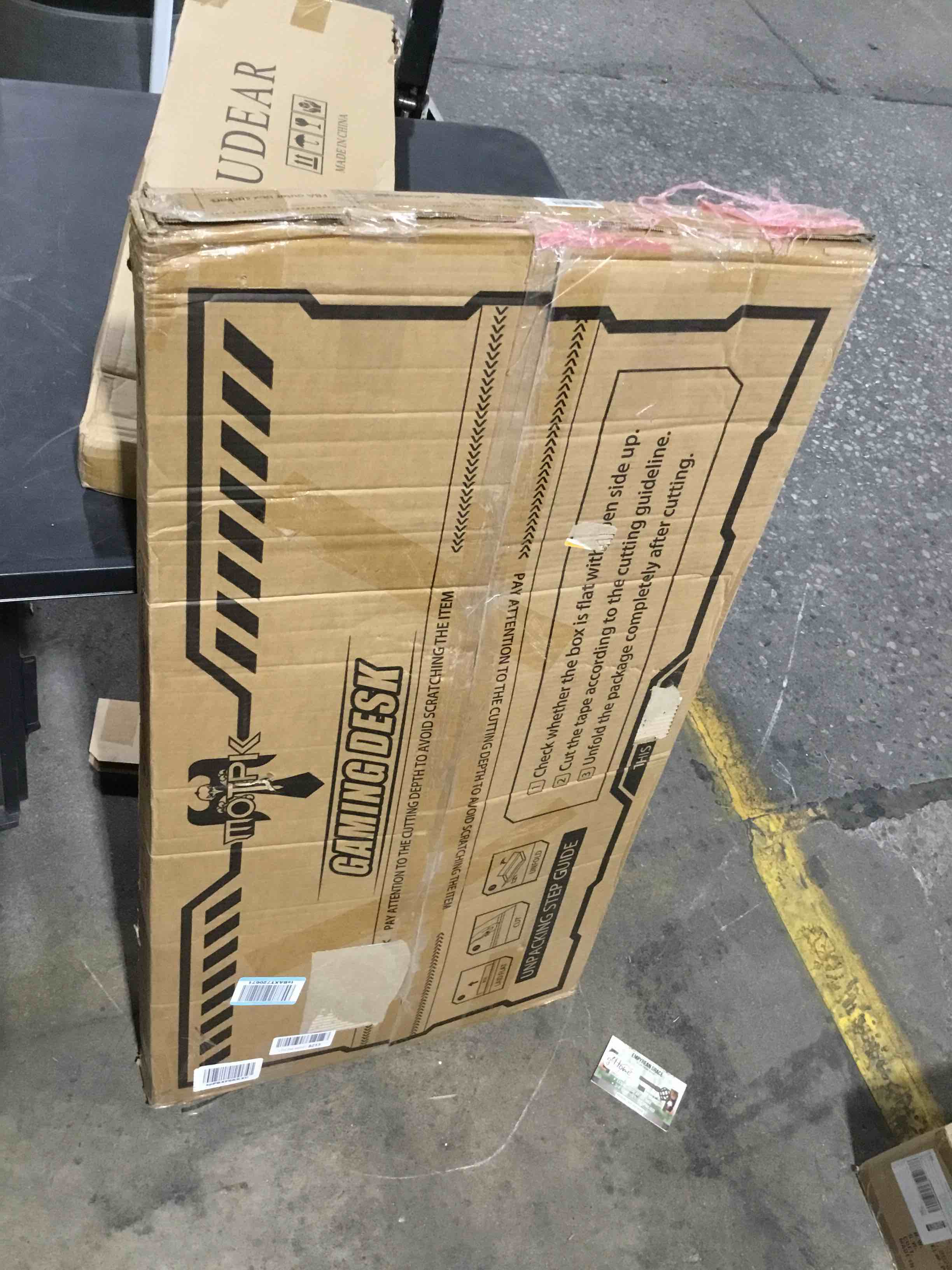 https://s3.amazonaws.com/lotting-images-prod/bidfta/TEA0461781_1729179738161.jpeg