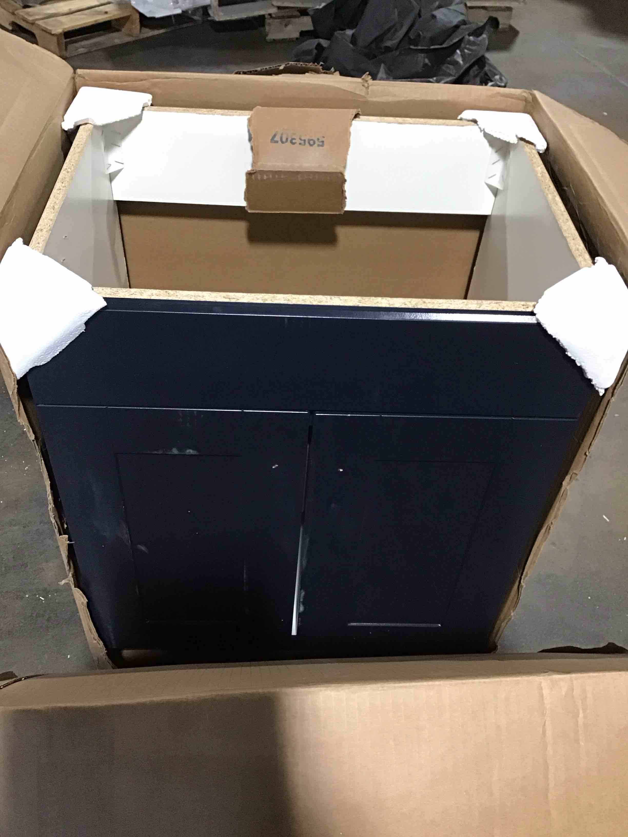 https://s3.amazonaws.com/lotting-images-prod/bidfta/TEA0463992_1730140063429.jpeg
