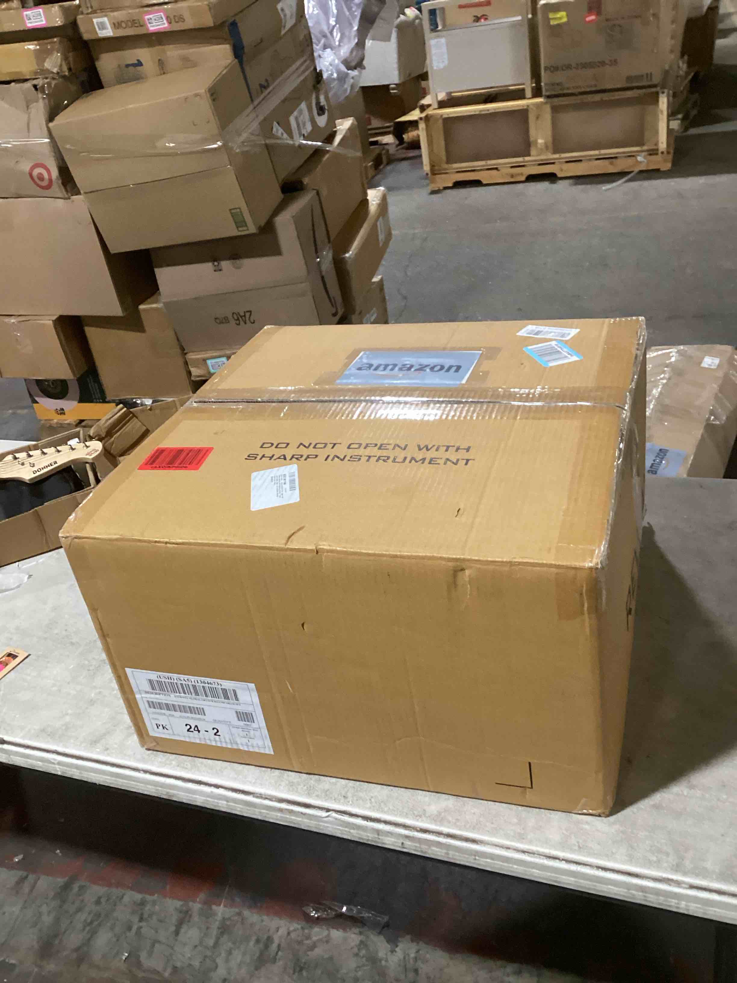 https://s3.amazonaws.com/lotting-images-prod/bidfta/TEA0464106_1730738025744.jpeg