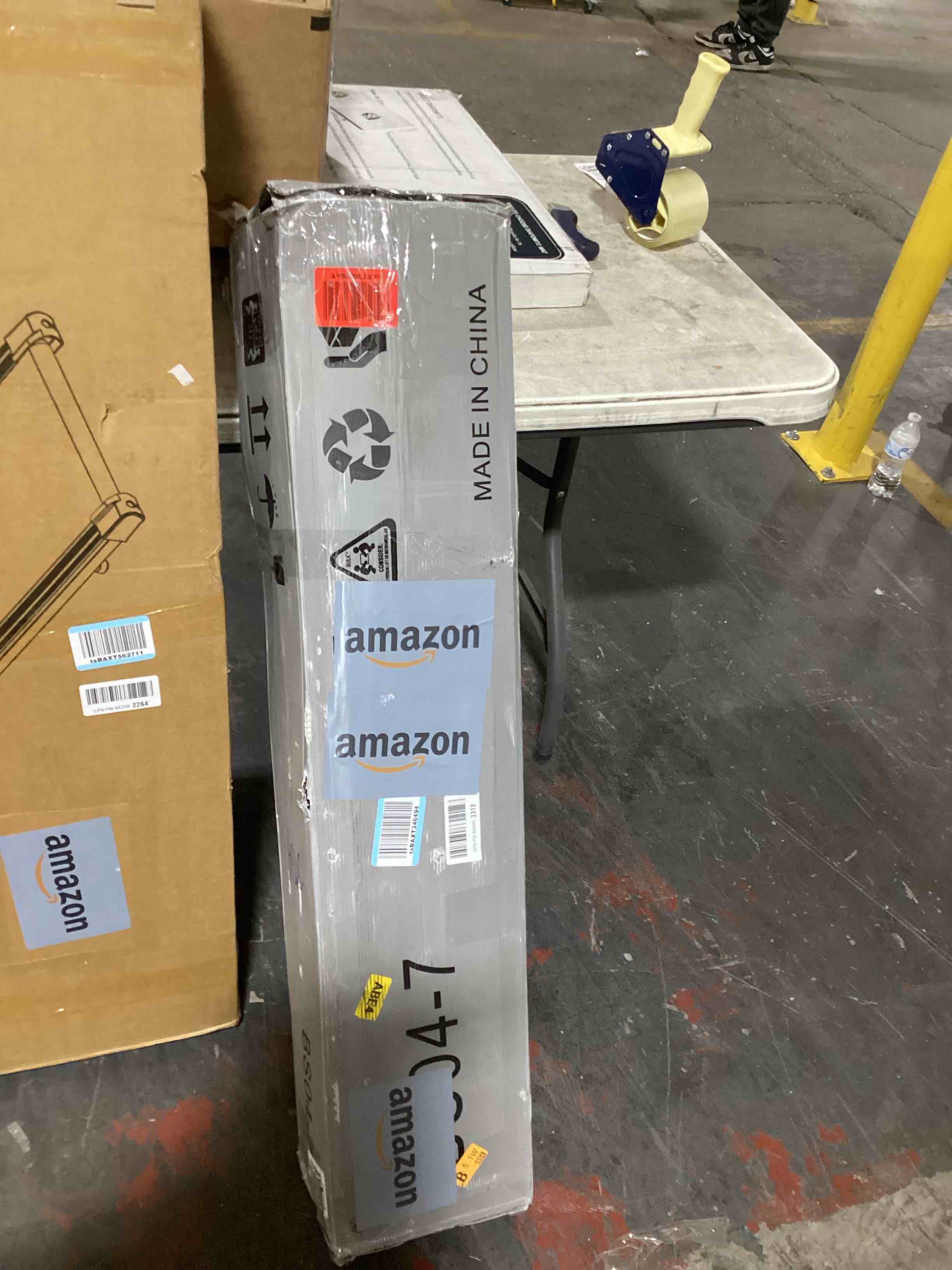 https://s3.amazonaws.com/lotting-images-prod/bidfta/TEA0464159_1730734359777.jpeg