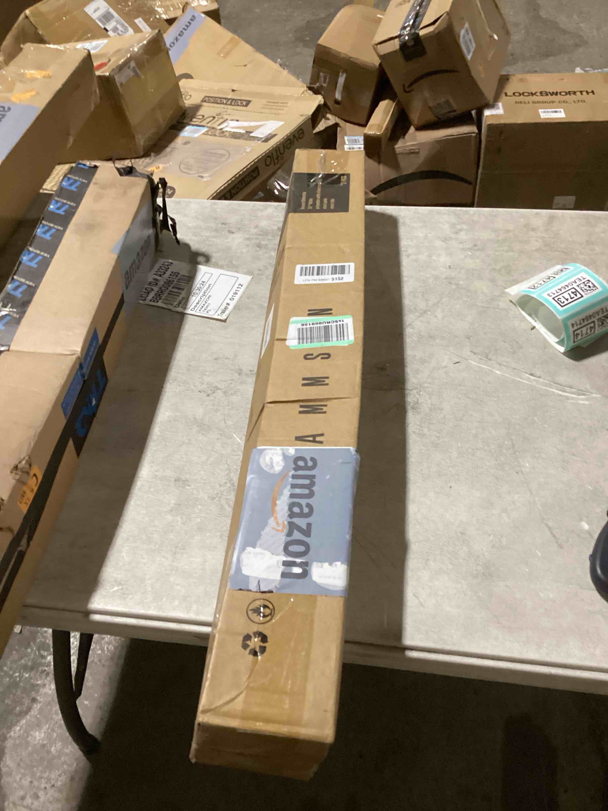 https://s3.amazonaws.com/lotting-images-prod/bidfta/TEA0464591_1730401583092.jpeg