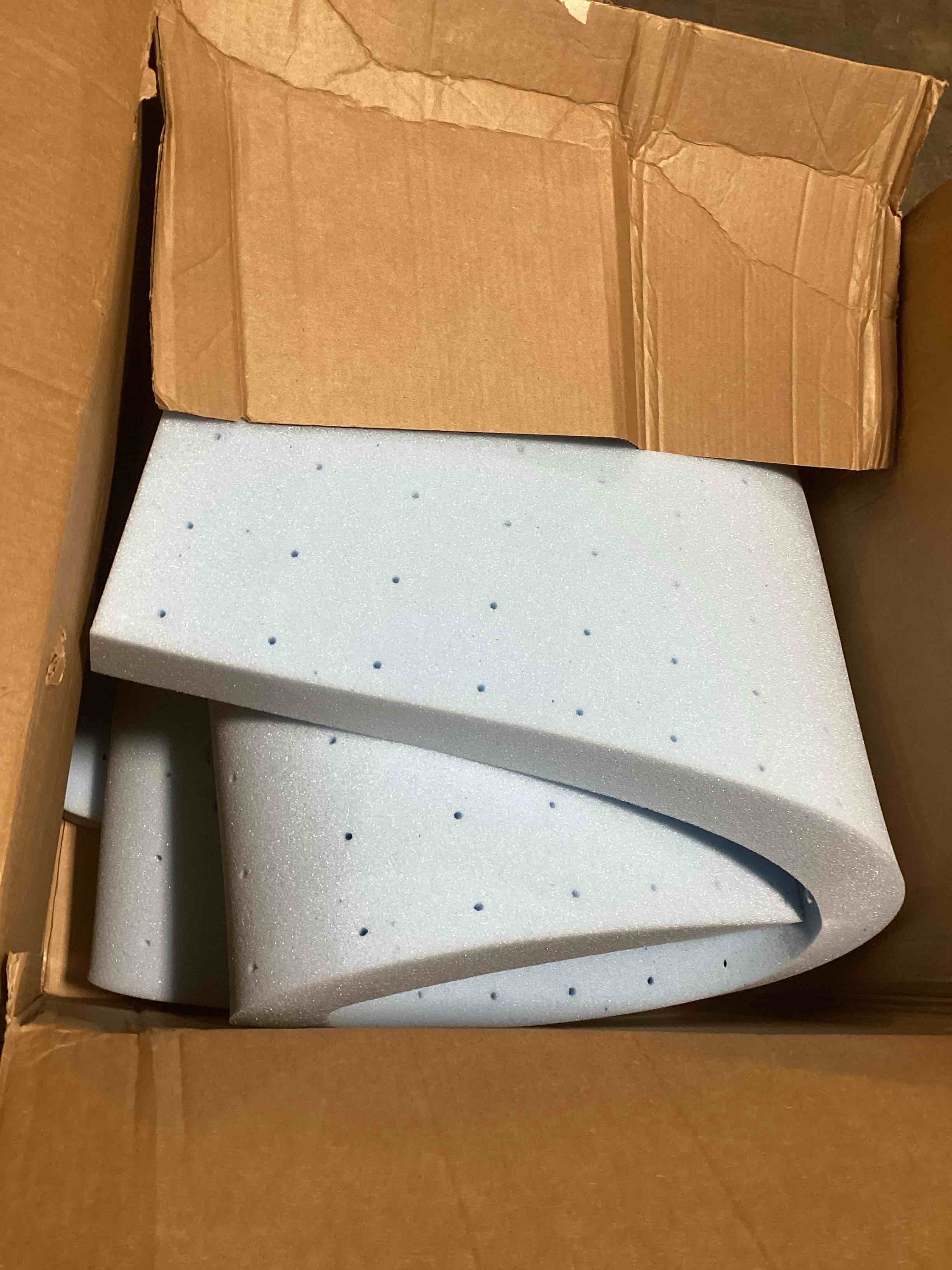 https://s3.amazonaws.com/lotting-images-prod/bidfta/TEA0464892_1730376104903.jpeg