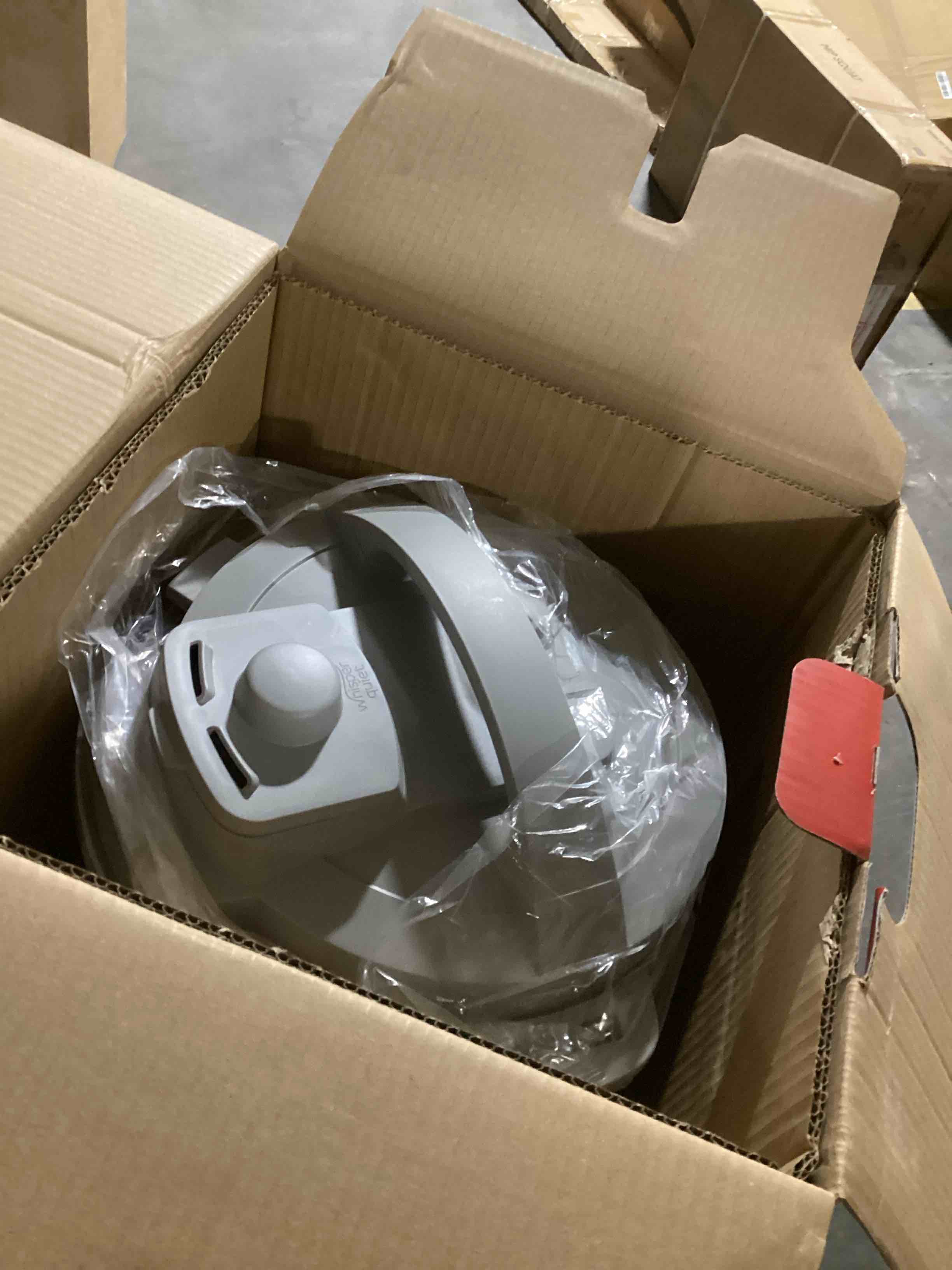 https://s3.amazonaws.com/lotting-images-prod/bidfta/TEA0465340_1730215982036.jpeg