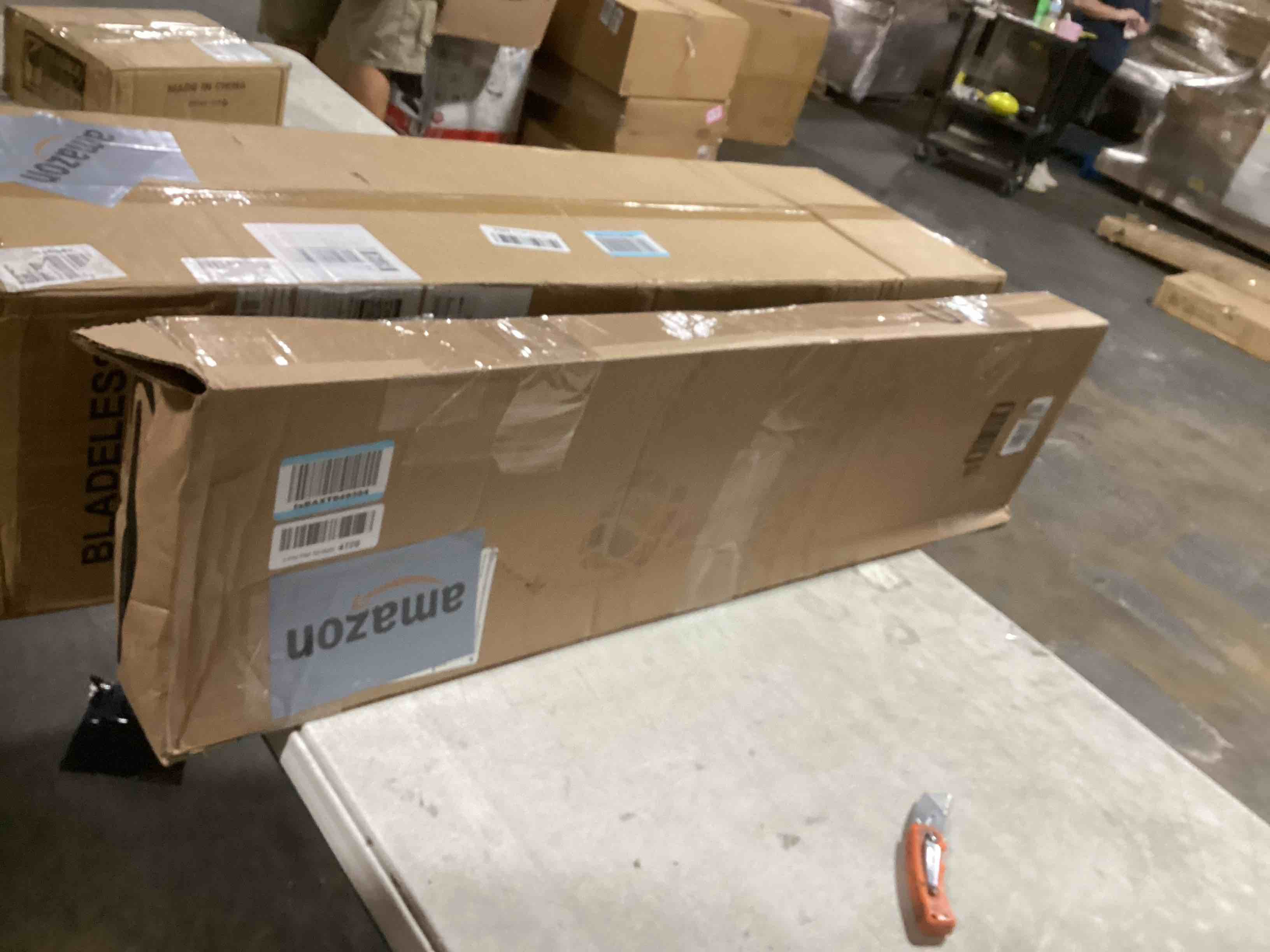 https://s3.amazonaws.com/lotting-images-prod/bidfta/TEA0465567_1730144469254.jpeg