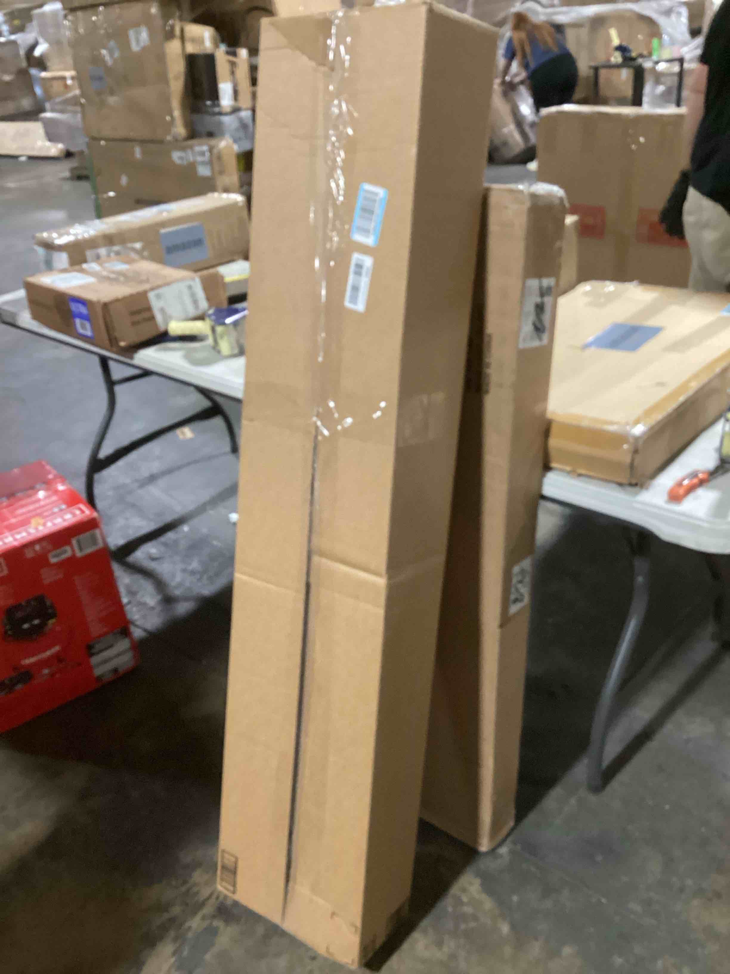https://s3.amazonaws.com/lotting-images-prod/bidfta/TEA0465593_1730142643443.jpeg