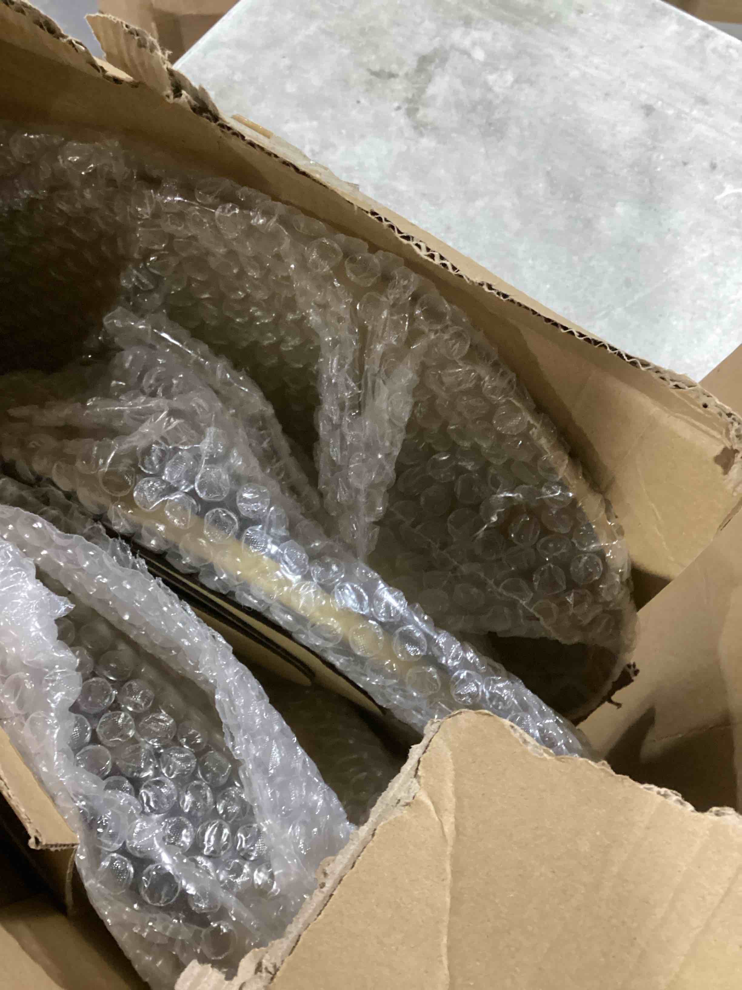 https://s3.amazonaws.com/lotting-images-prod/bidfta/TEA0465608_1730141847864.jpeg
