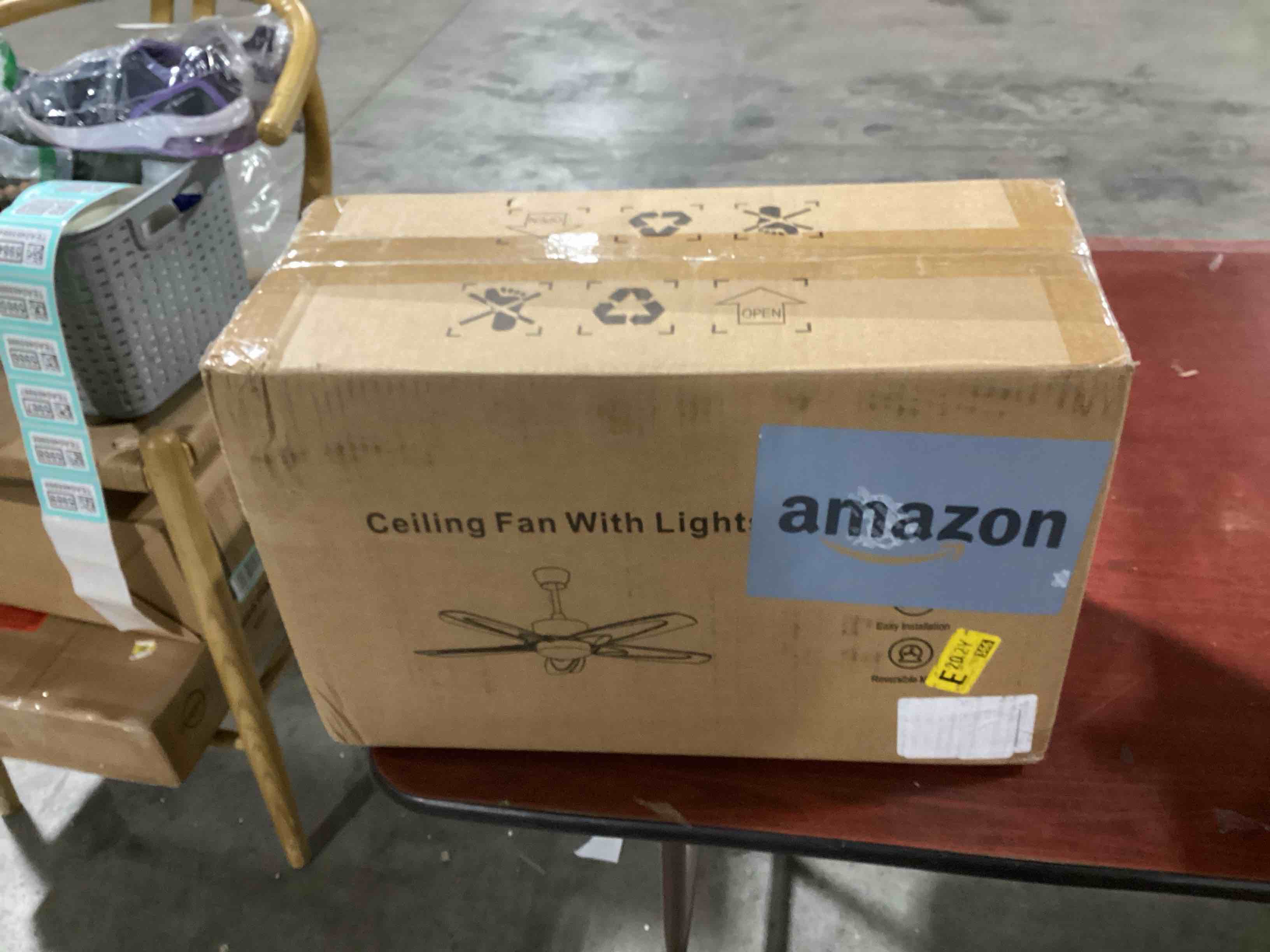 https://s3.amazonaws.com/lotting-images-prod/bidfta/TEA0465993_1729955573380.jpeg