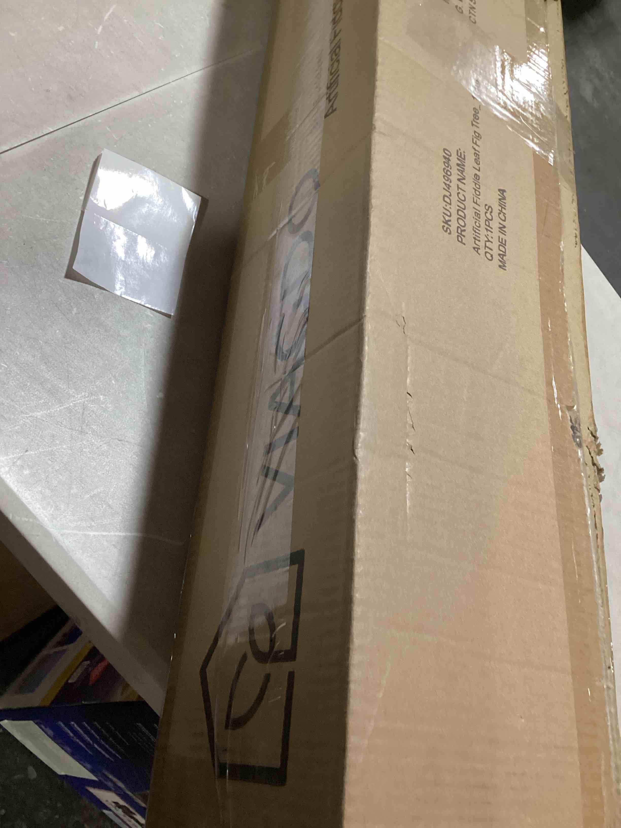 https://s3.amazonaws.com/lotting-images-prod/bidfta/TEA0466429_1730924297688.jpeg