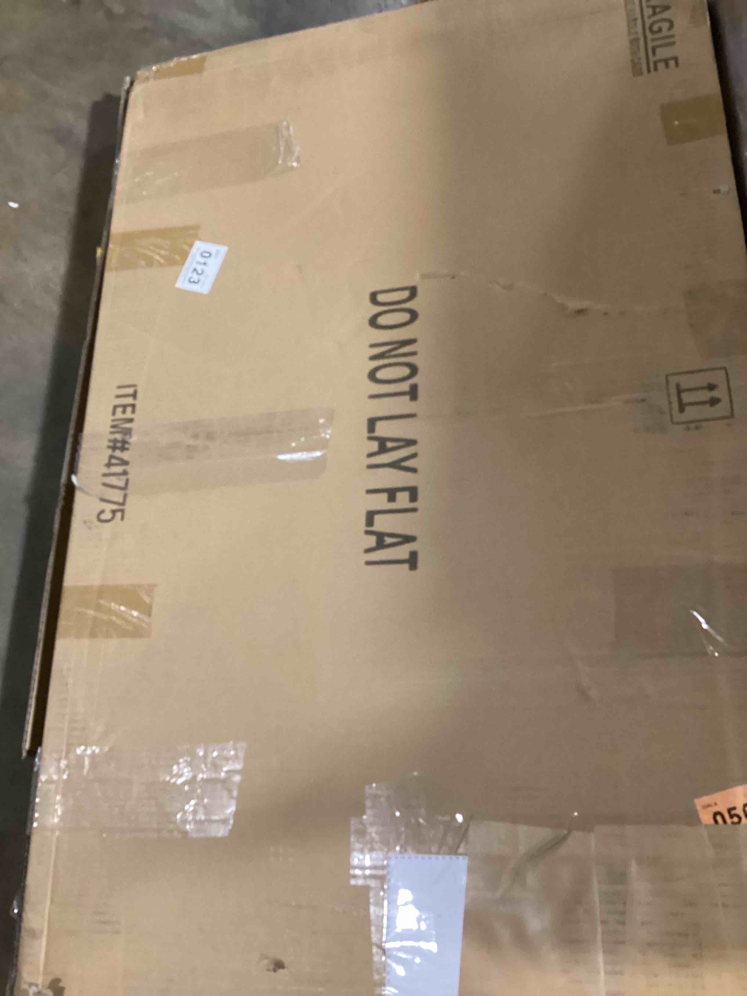 https://s3.amazonaws.com/lotting-images-prod/bidfta/TEA0466479_1730828967983.jpeg