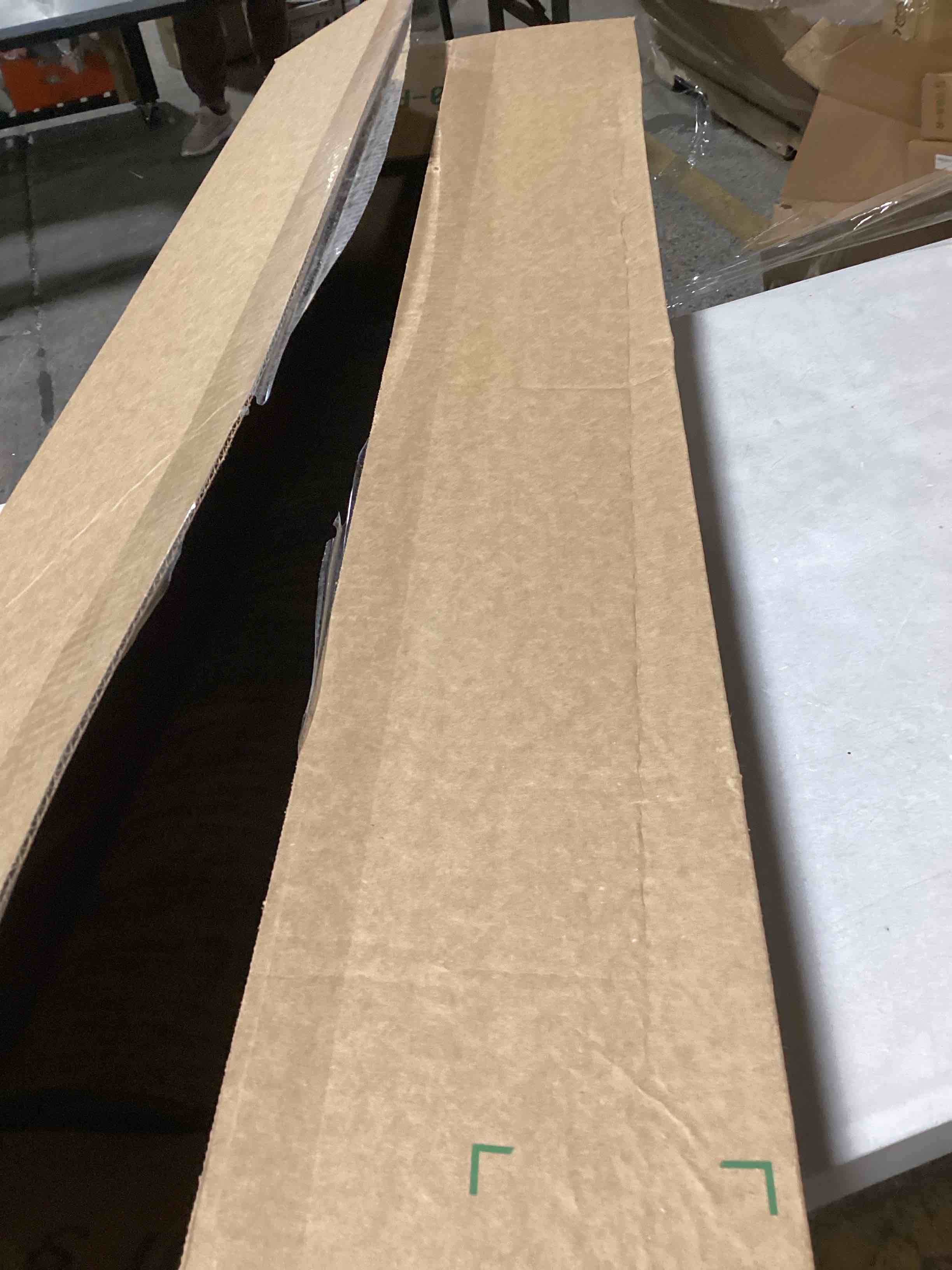 https://s3.amazonaws.com/lotting-images-prod/bidfta/TEA0466564_1730813386538.jpeg