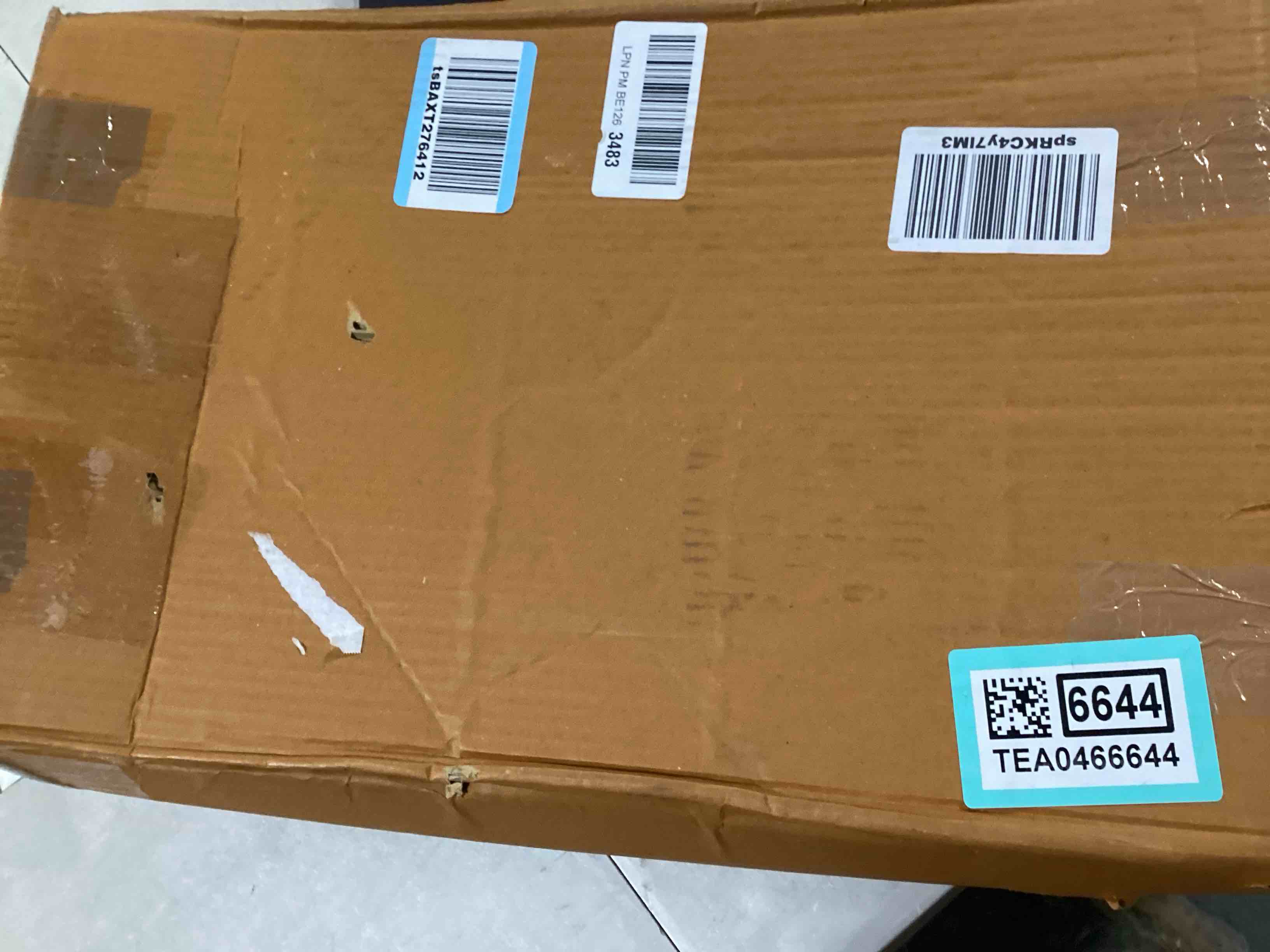 https://s3.amazonaws.com/lotting-images-prod/bidfta/TEA0466644_1730491347649.jpeg