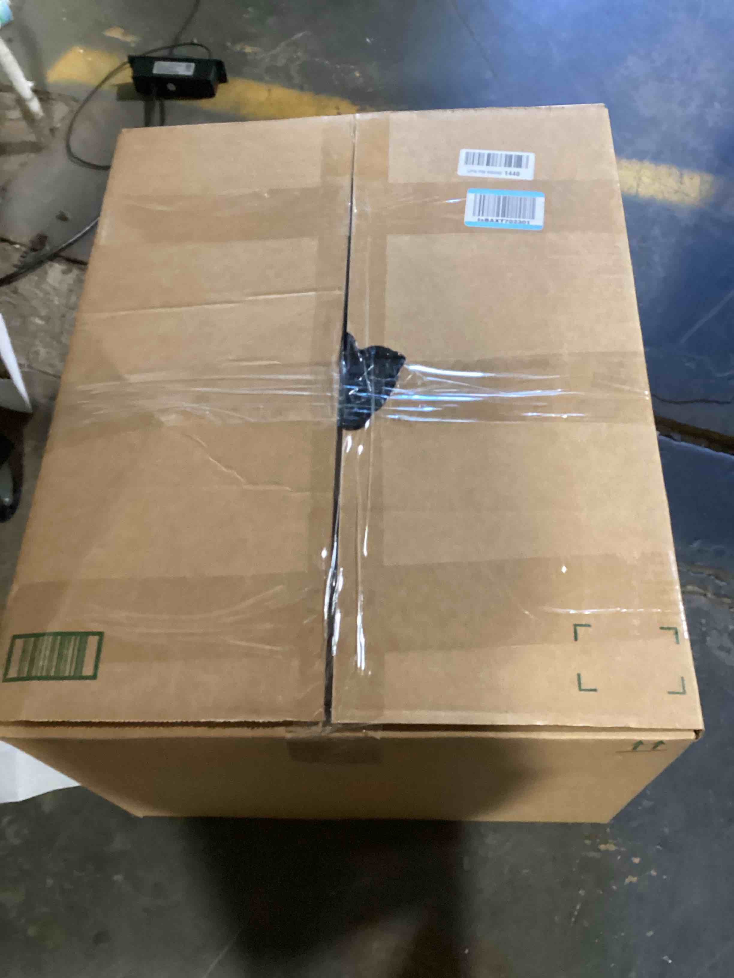 https://s3.amazonaws.com/lotting-images-prod/bidfta/TEA0466681_1730481396116.jpeg