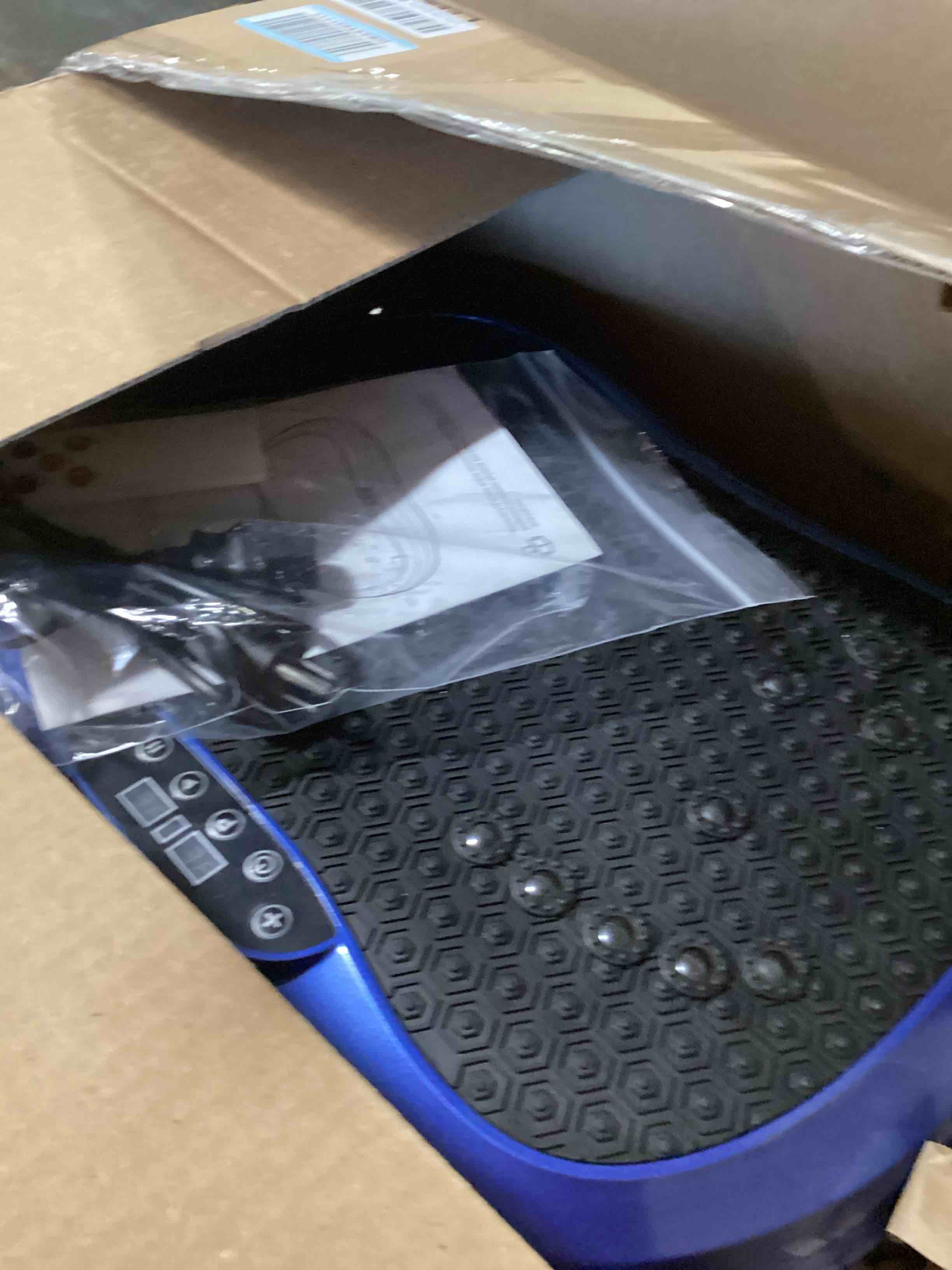 https://s3.amazonaws.com/lotting-images-prod/bidfta/TEA0466725_1730479792676.jpeg