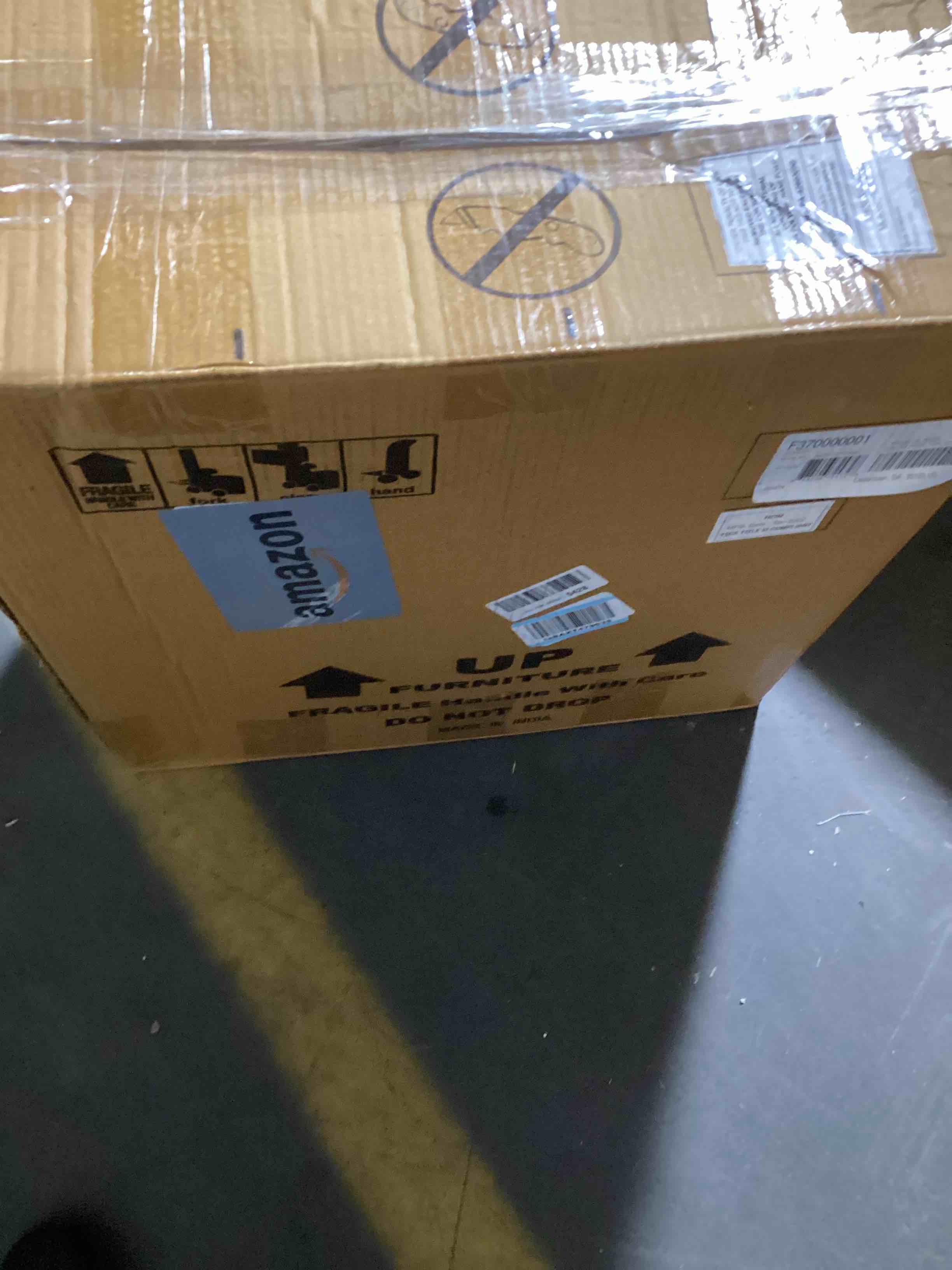 https://s3.amazonaws.com/lotting-images-prod/bidfta/TEA0466961_1730380328662.jpeg