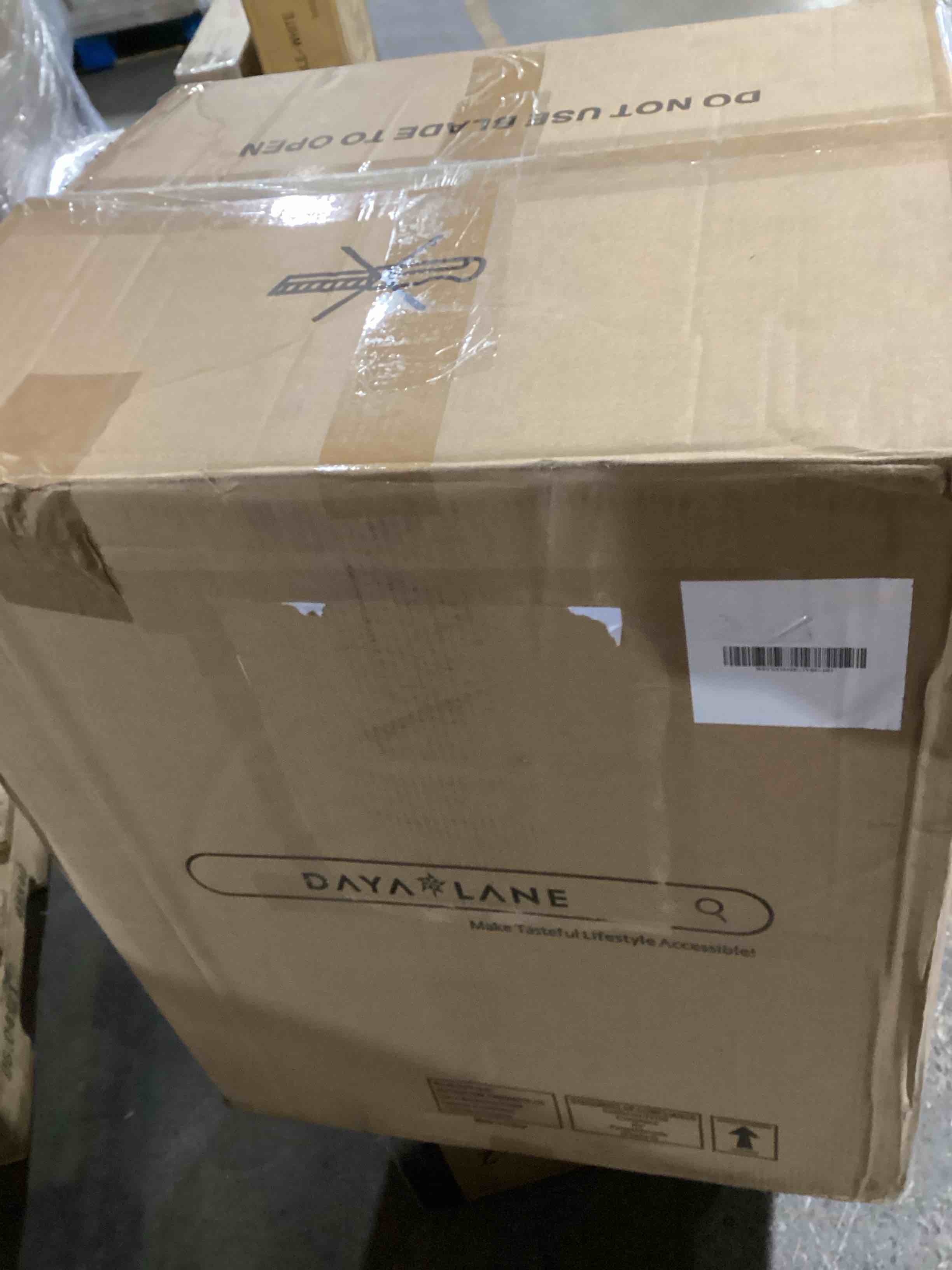 https://s3.amazonaws.com/lotting-images-prod/bidfta/TEA0467328_1730135879619.jpeg