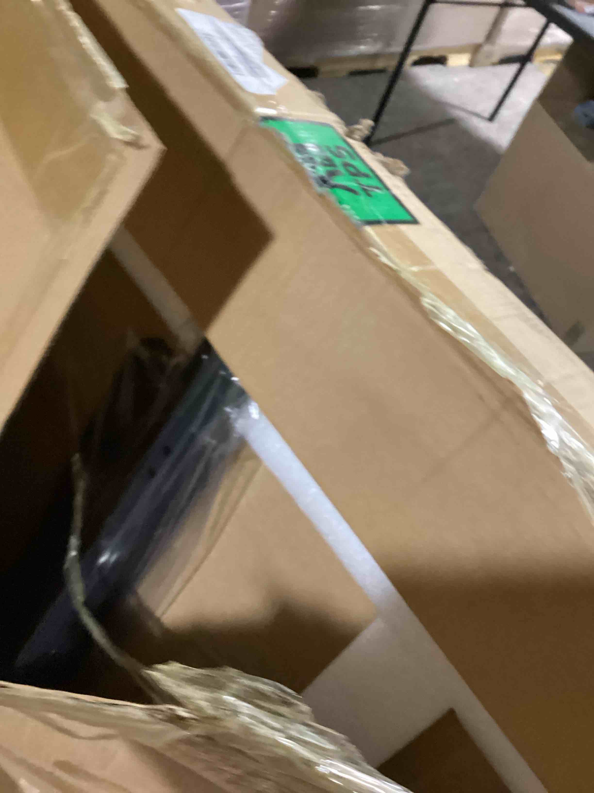 https://s3.amazonaws.com/lotting-images-prod/bidfta/TEA0467404_1730115610529.jpeg