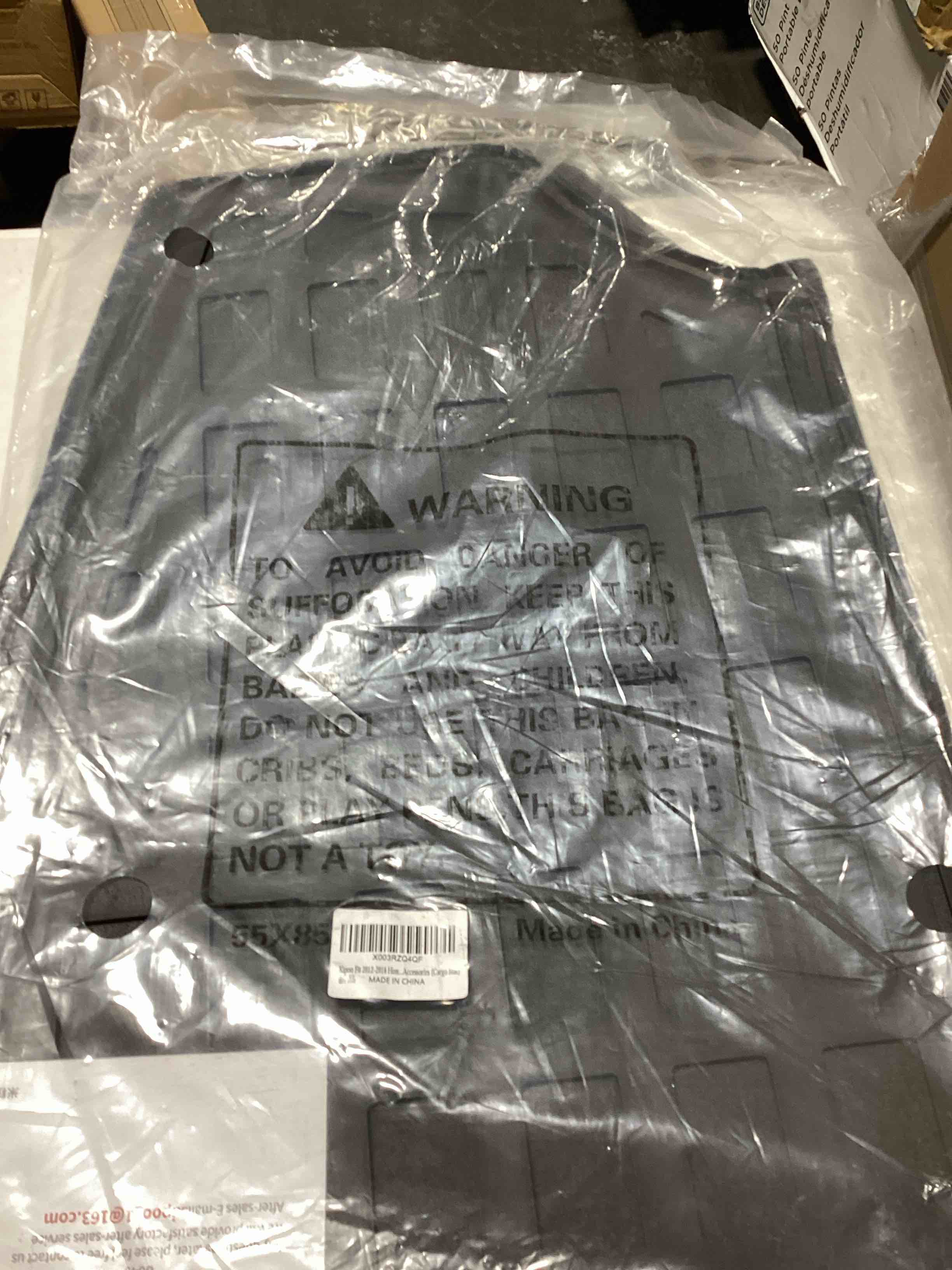 https://s3.amazonaws.com/lotting-images-prod/bidfta/TEA0467632_1729684954304.jpeg