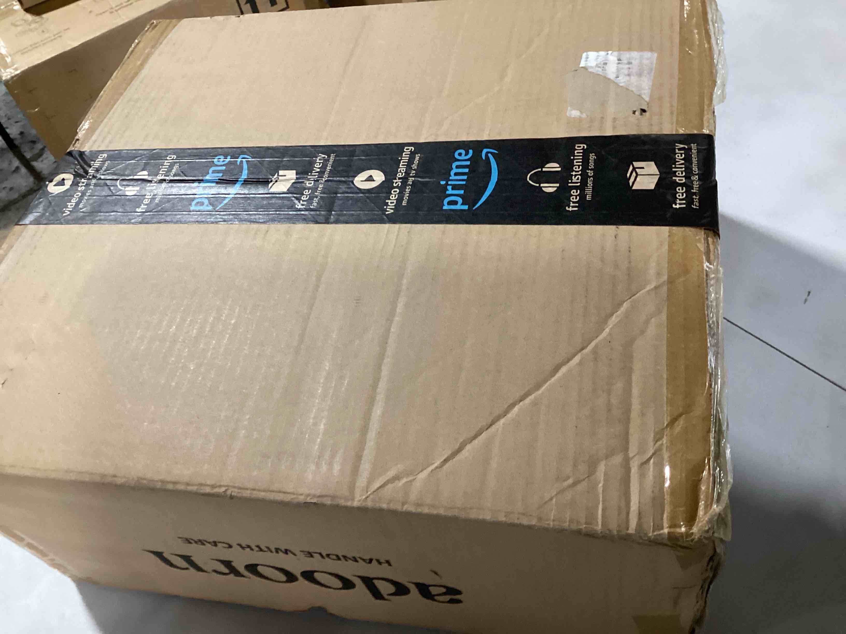 https://s3.amazonaws.com/lotting-images-prod/bidfta/TEA0467854_1729531195318.jpeg