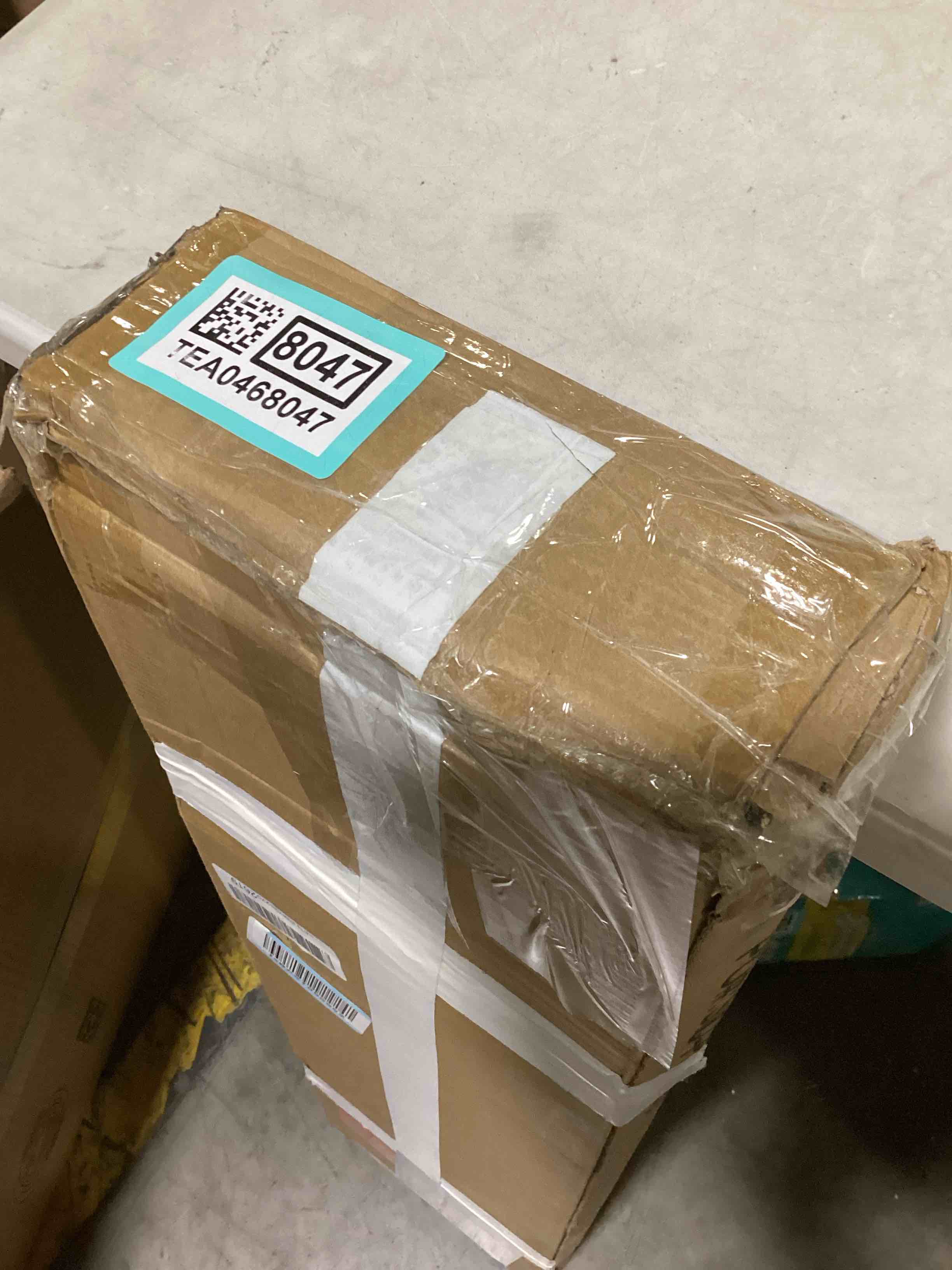 https://s3.amazonaws.com/lotting-images-prod/bidfta/TEA0468047_1731681549361.jpeg