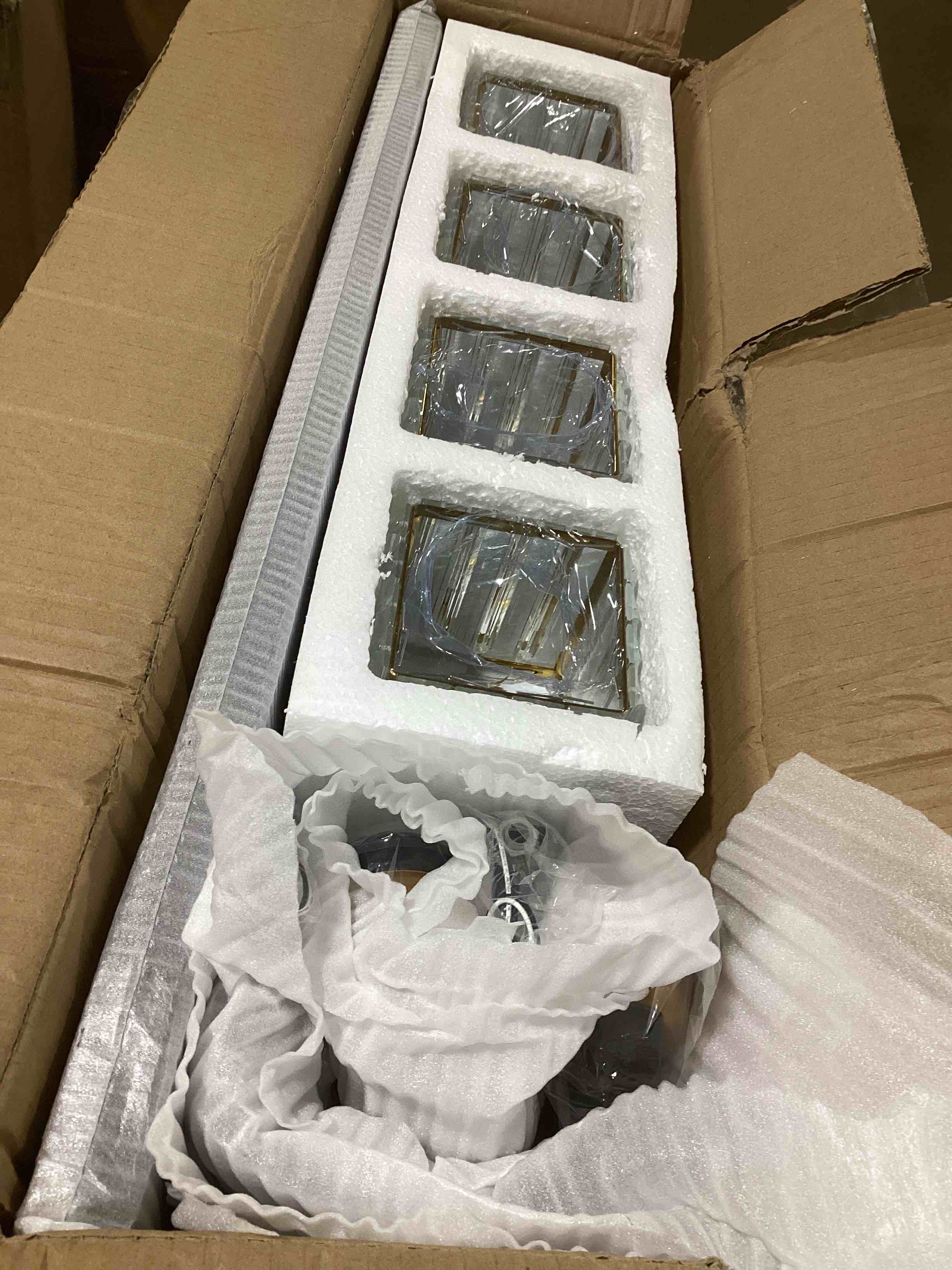 https://s3.amazonaws.com/lotting-images-prod/bidfta/TEA0468349_1731441324468.jpeg
