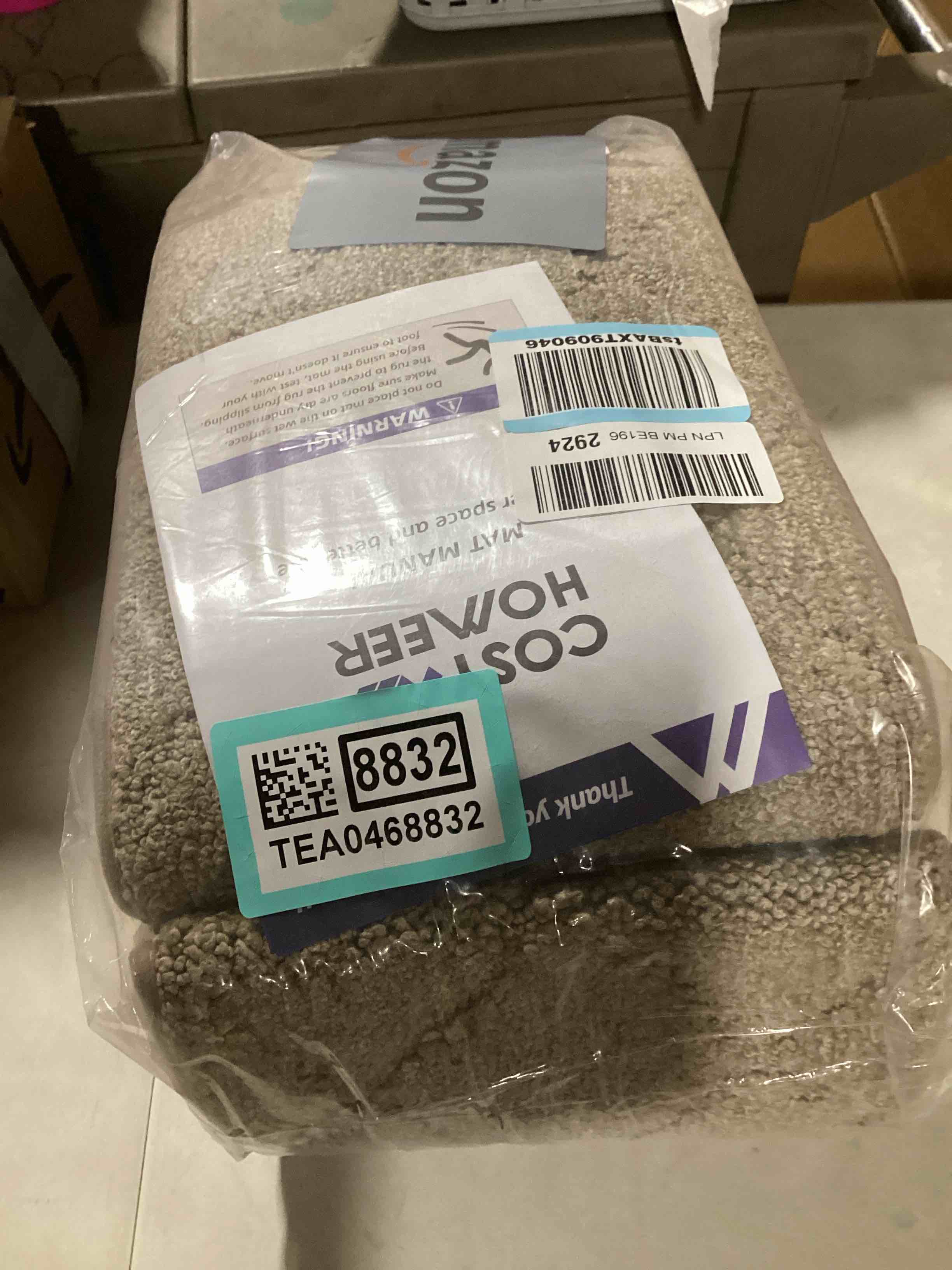 https://s3.amazonaws.com/lotting-images-prod/bidfta/TEA0468832_1730926954765.jpeg