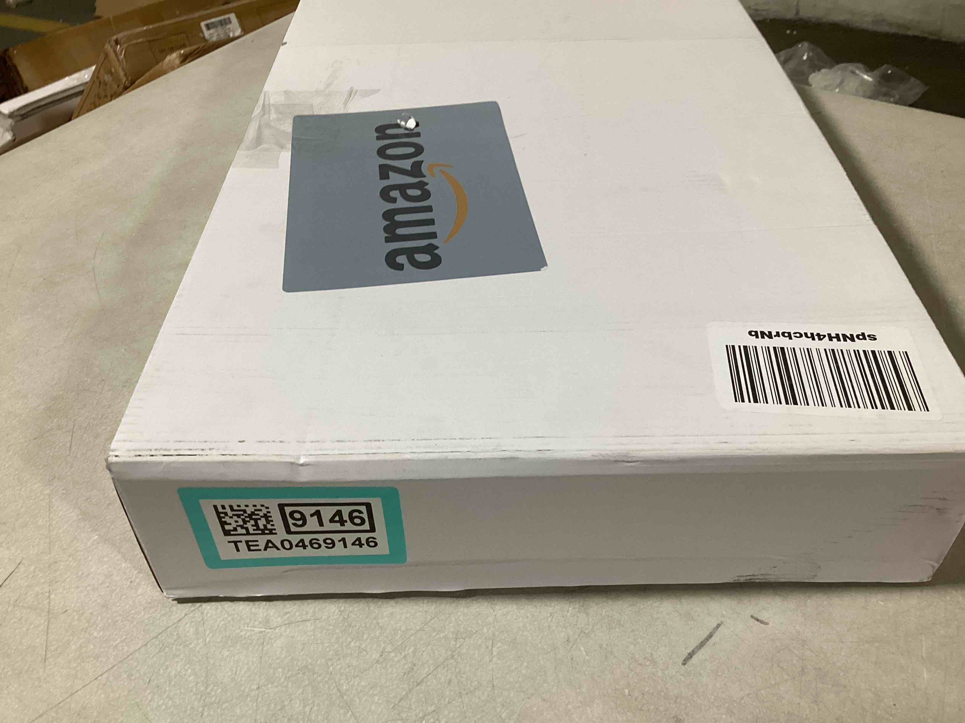 https://s3.amazonaws.com/lotting-images-prod/bidfta/TEA0469146_1730738800886.jpeg