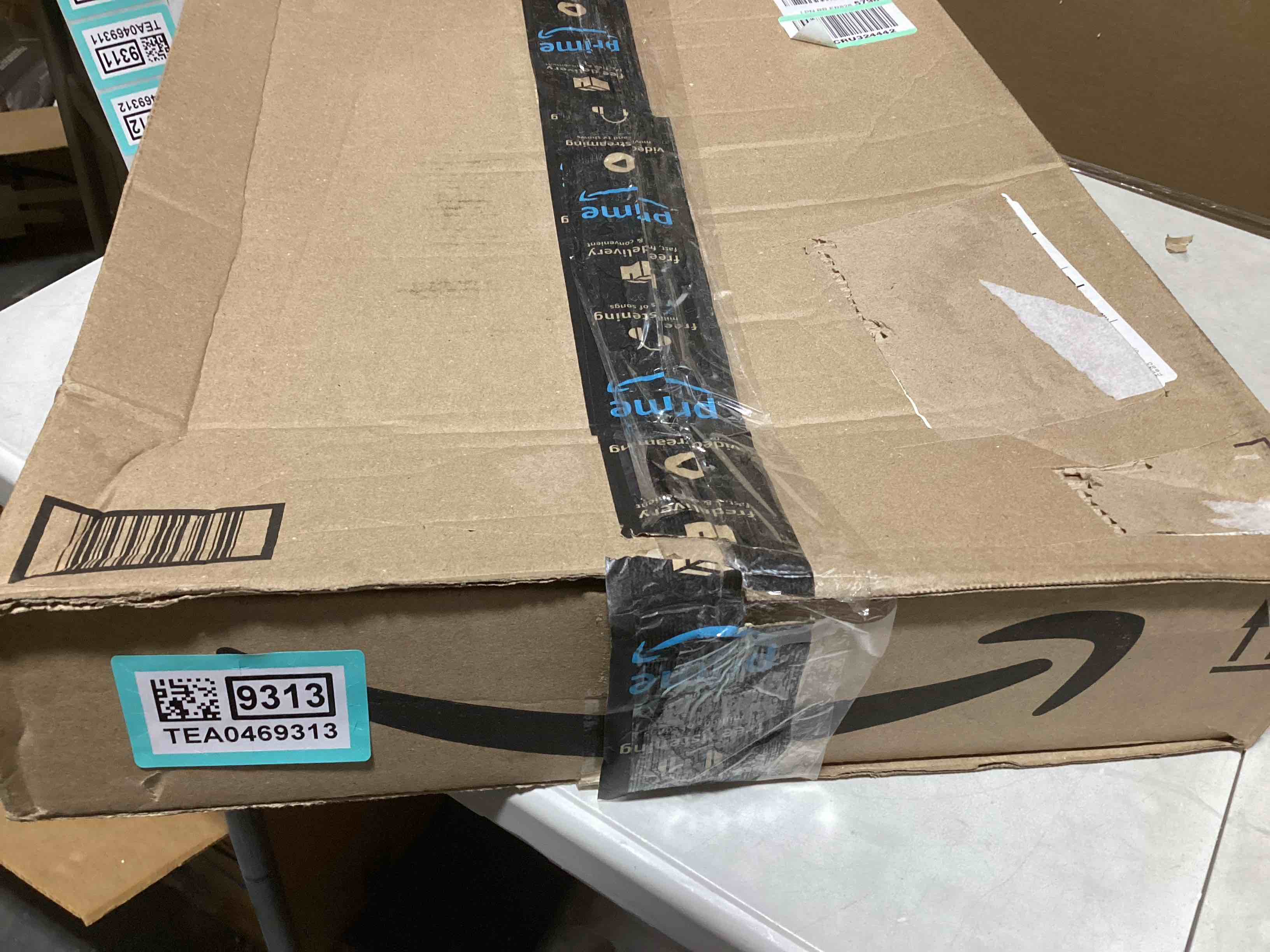 https://s3.amazonaws.com/lotting-images-prod/bidfta/TEA0469313_1730565155127.jpeg