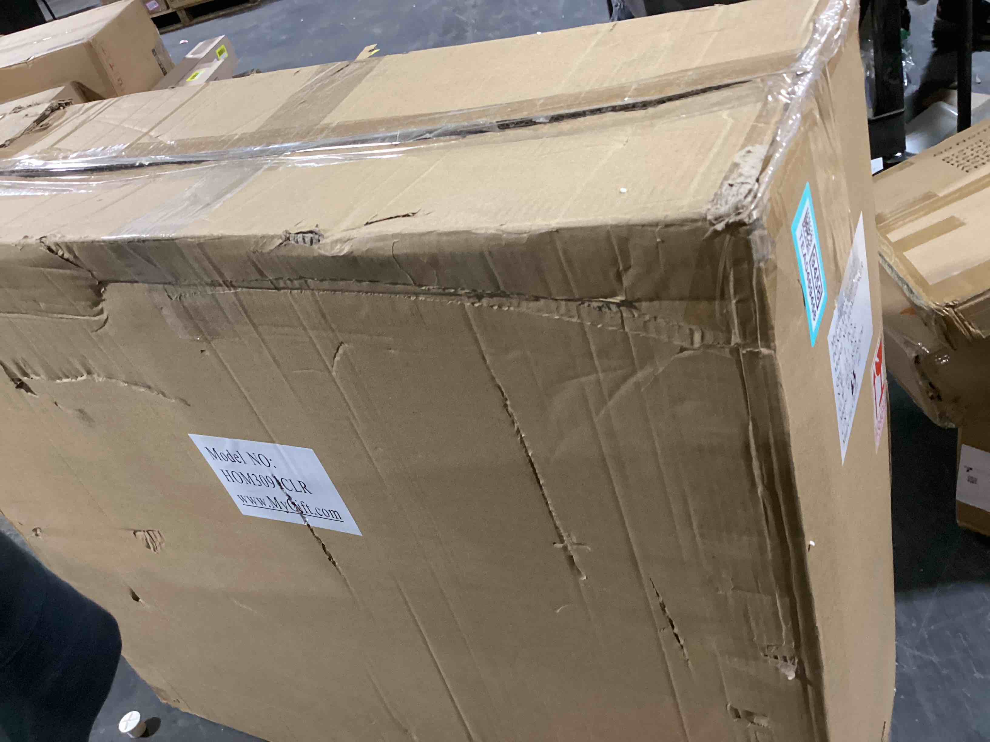 https://s3.amazonaws.com/lotting-images-prod/bidfta/TEA0469458_1730488409399.jpeg