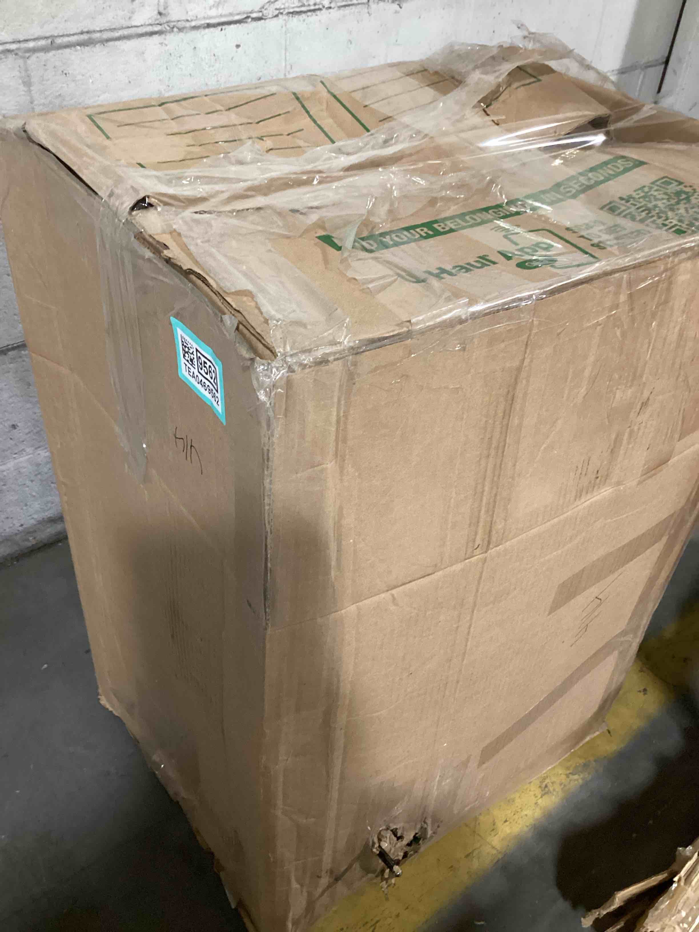 https://s3.amazonaws.com/lotting-images-prod/bidfta/TEA0469562_1730473441227.jpeg