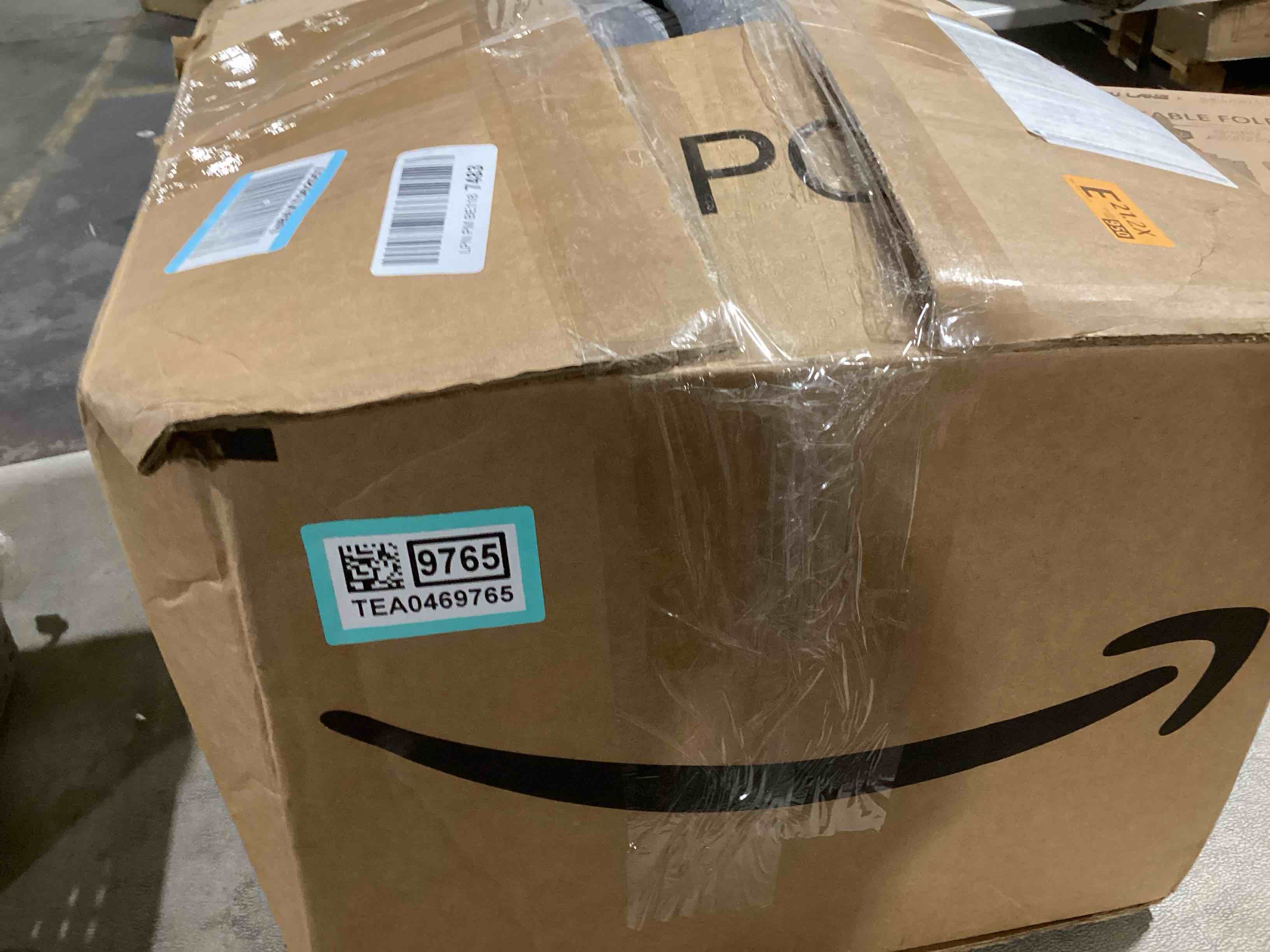 https://s3.amazonaws.com/lotting-images-prod/bidfta/TEA0469765_1730392967557.jpeg