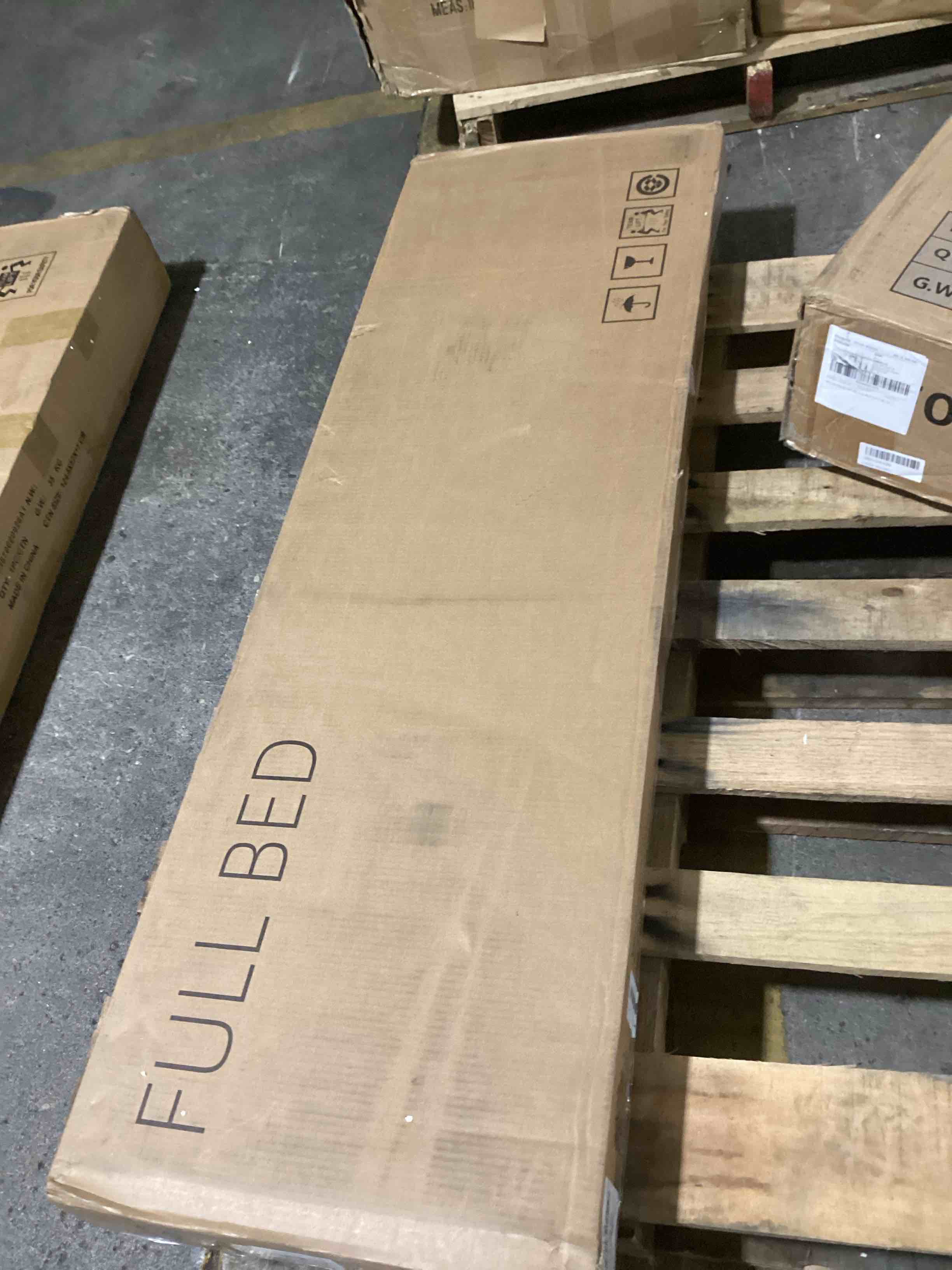 https://s3.amazonaws.com/lotting-images-prod/bidfta/TEA0470201_1734725783662.jpeg