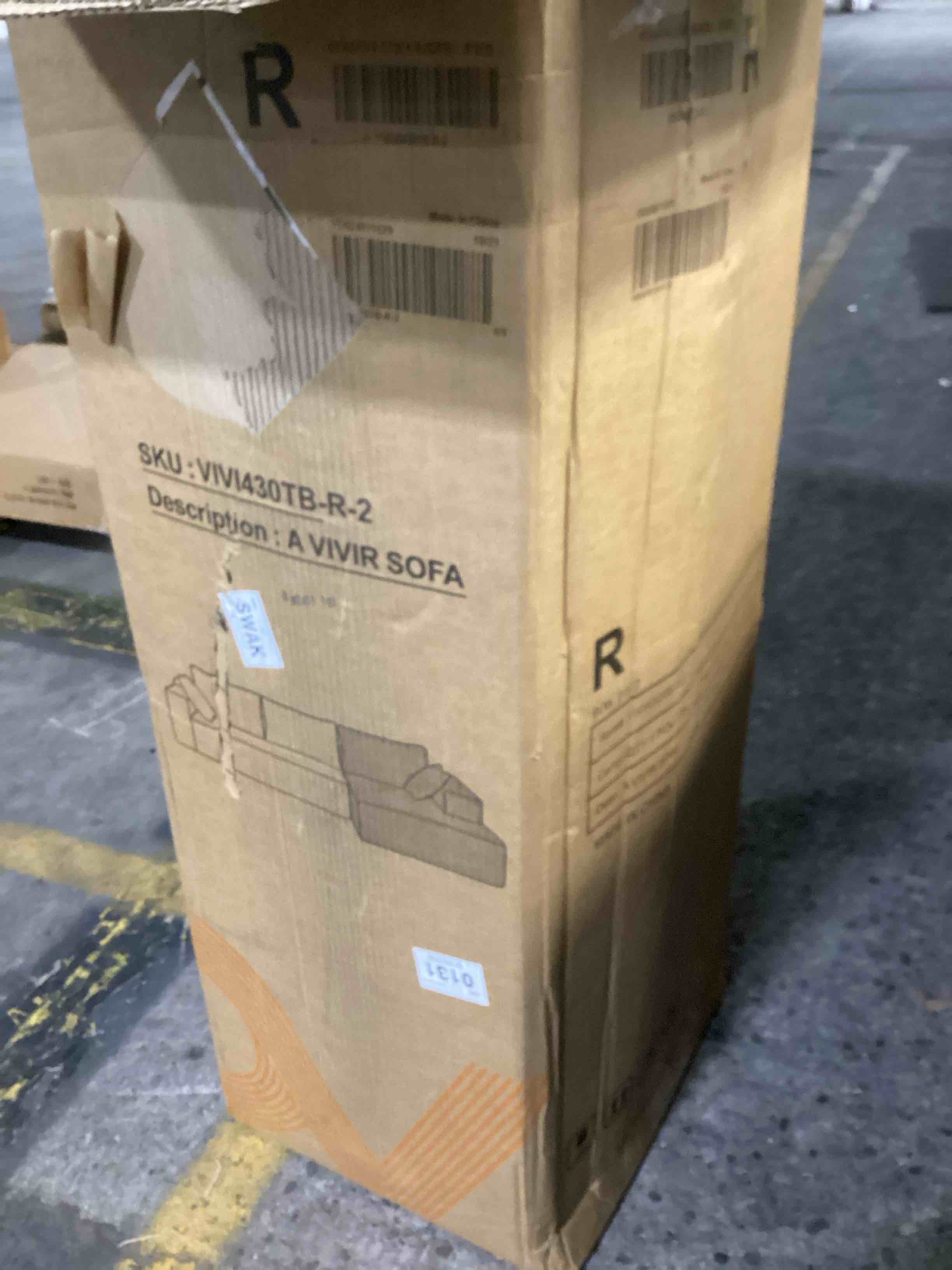 https://s3.amazonaws.com/lotting-images-prod/bidfta/TEA0470288_1734442316106.jpeg