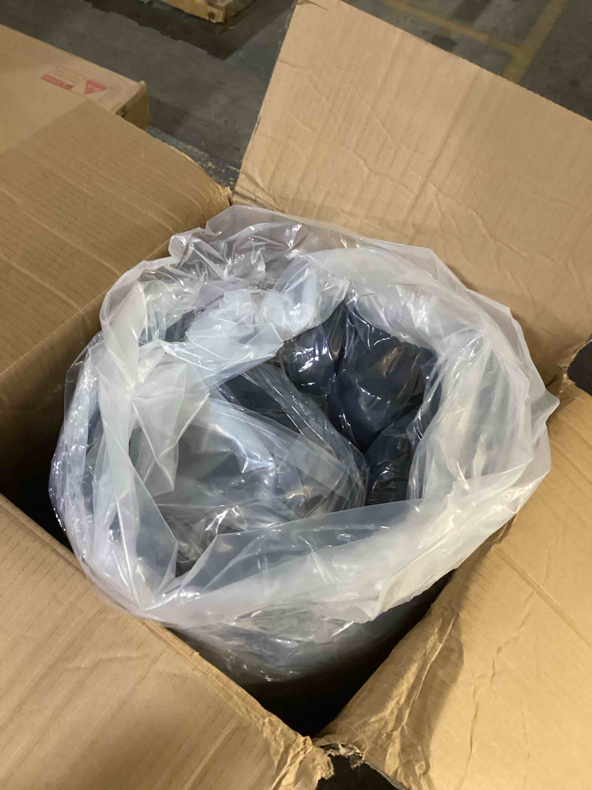 https://s3.amazonaws.com/lotting-images-prod/bidfta/TEA0470288_1734442319423.jpeg