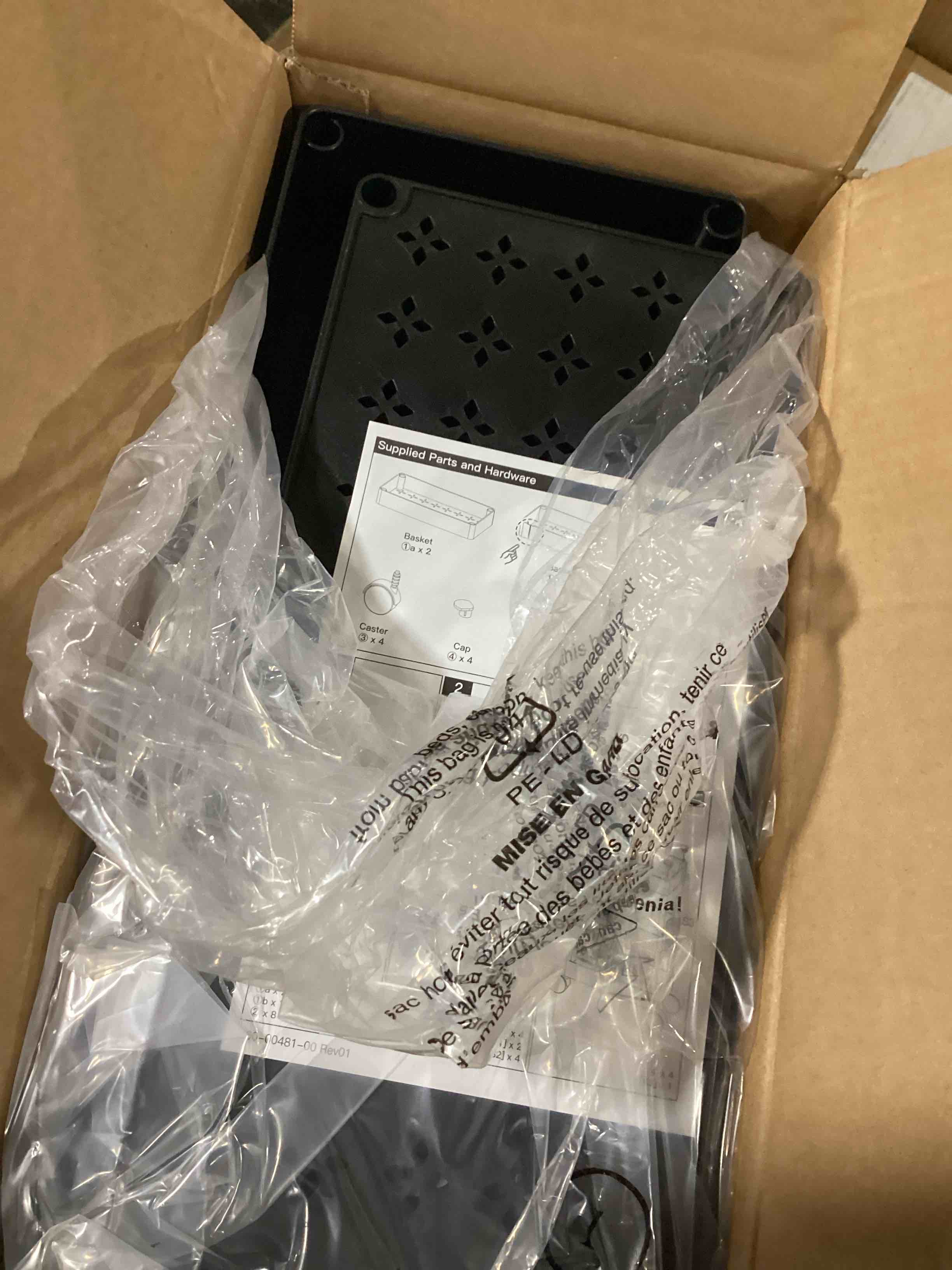 https://s3.amazonaws.com/lotting-images-prod/bidfta/TEA0470436_1731616918508.jpeg