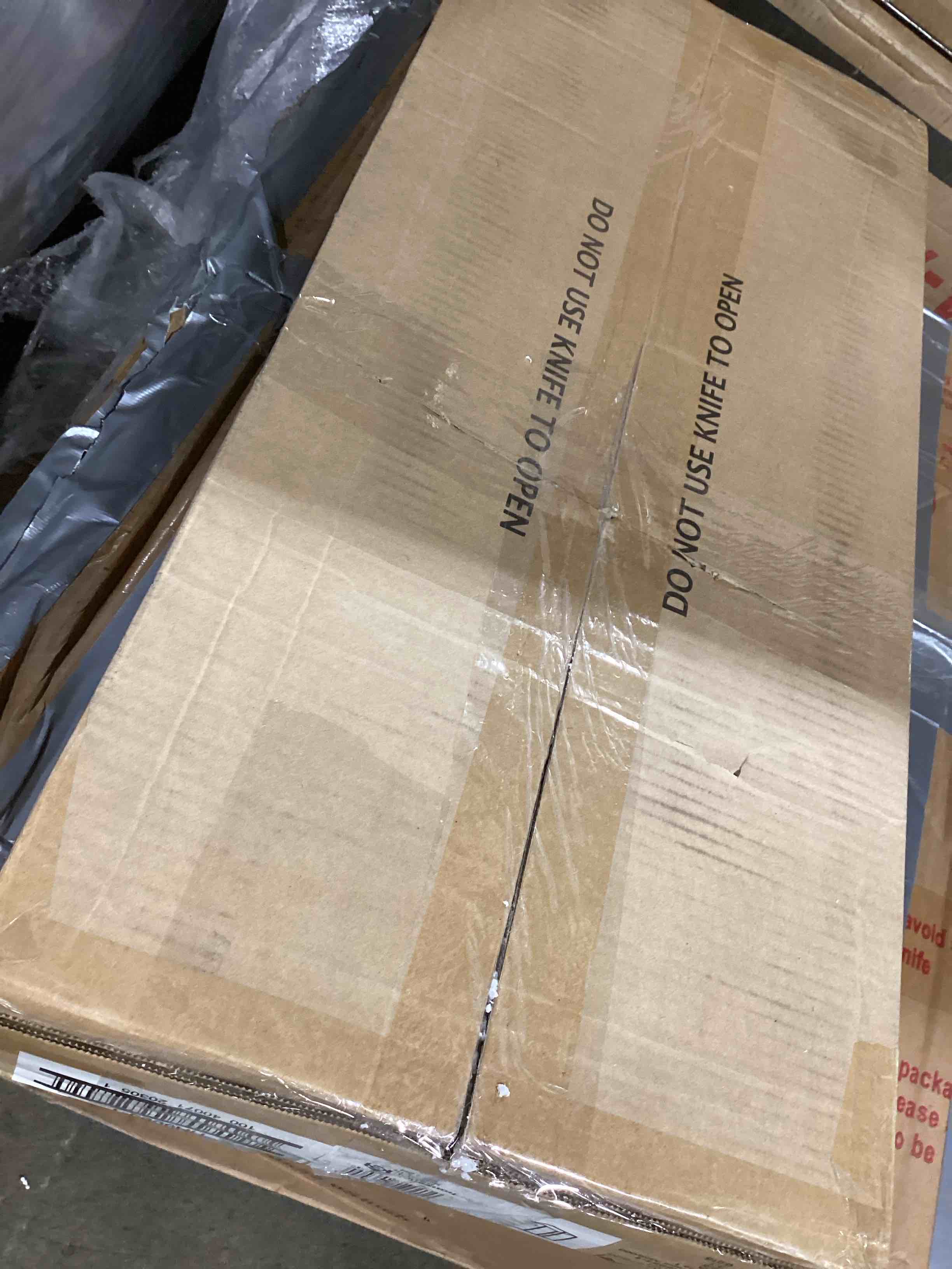 https://s3.amazonaws.com/lotting-images-prod/bidfta/TEA0470528_1731532337223.jpeg