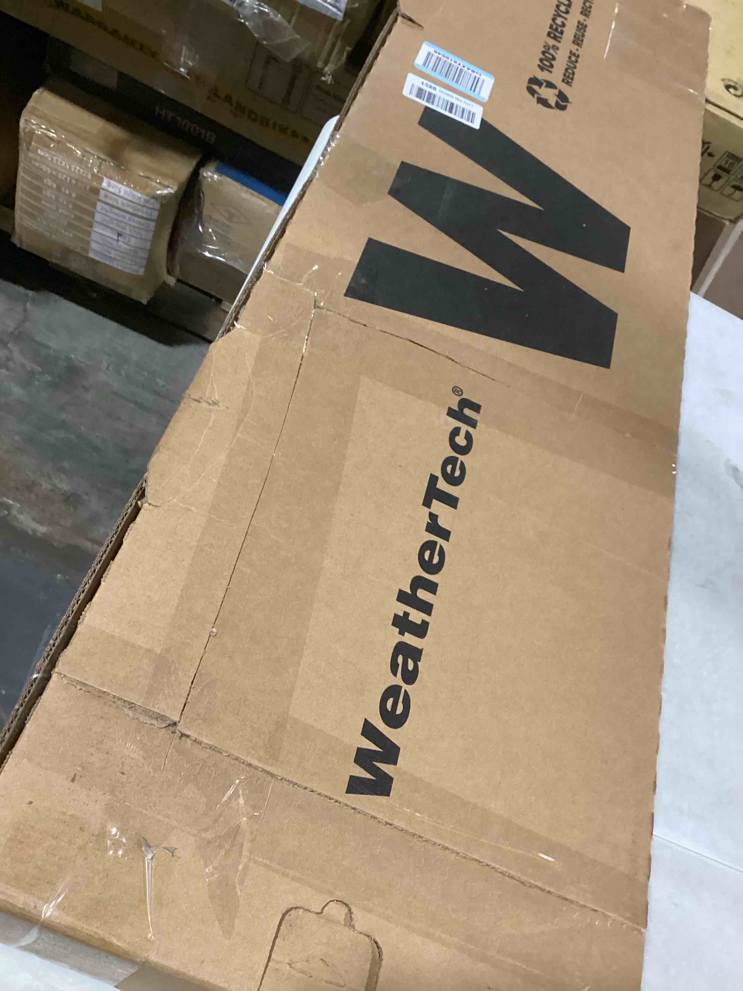 https://s3.amazonaws.com/lotting-images-prod/bidfta/TEA0470862_1731330986244.jpeg