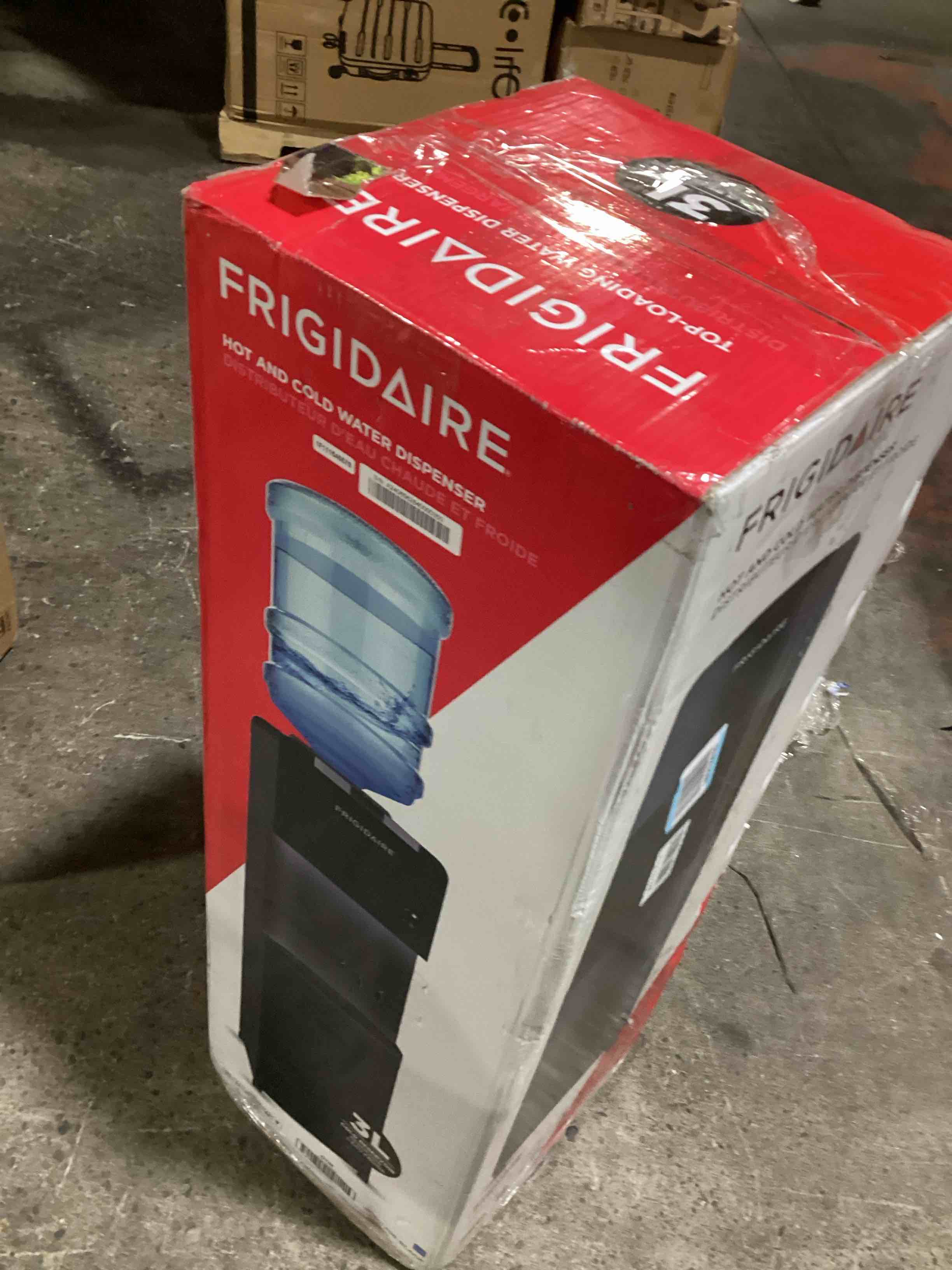 https://s3.amazonaws.com/lotting-images-prod/bidfta/TEA0471370_1730990936513.jpeg