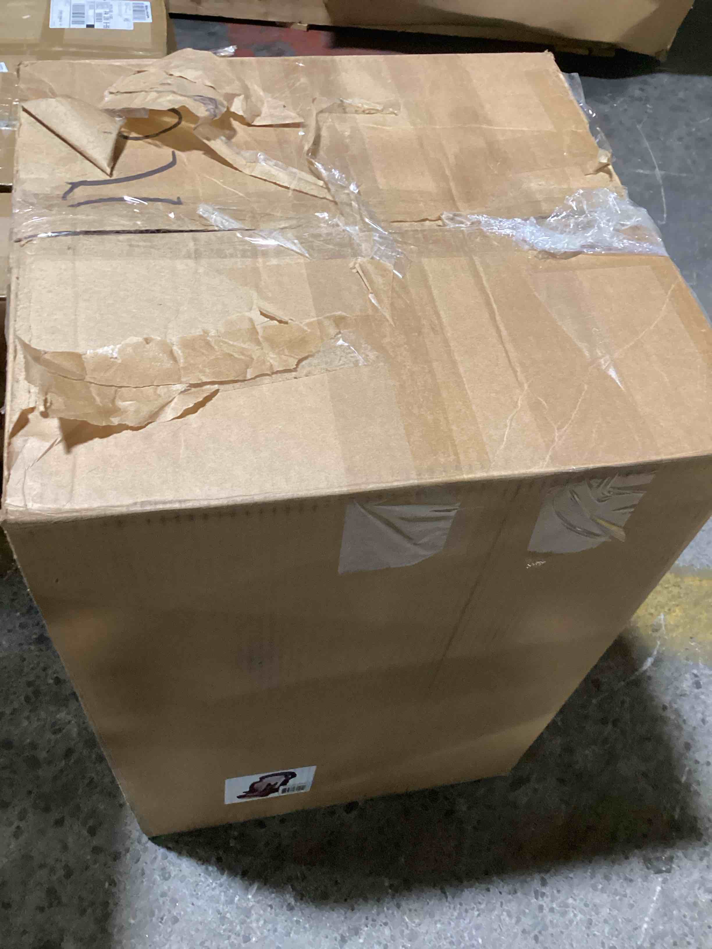 https://s3.amazonaws.com/lotting-images-prod/bidfta/TEA0471532_1730921862527.jpeg