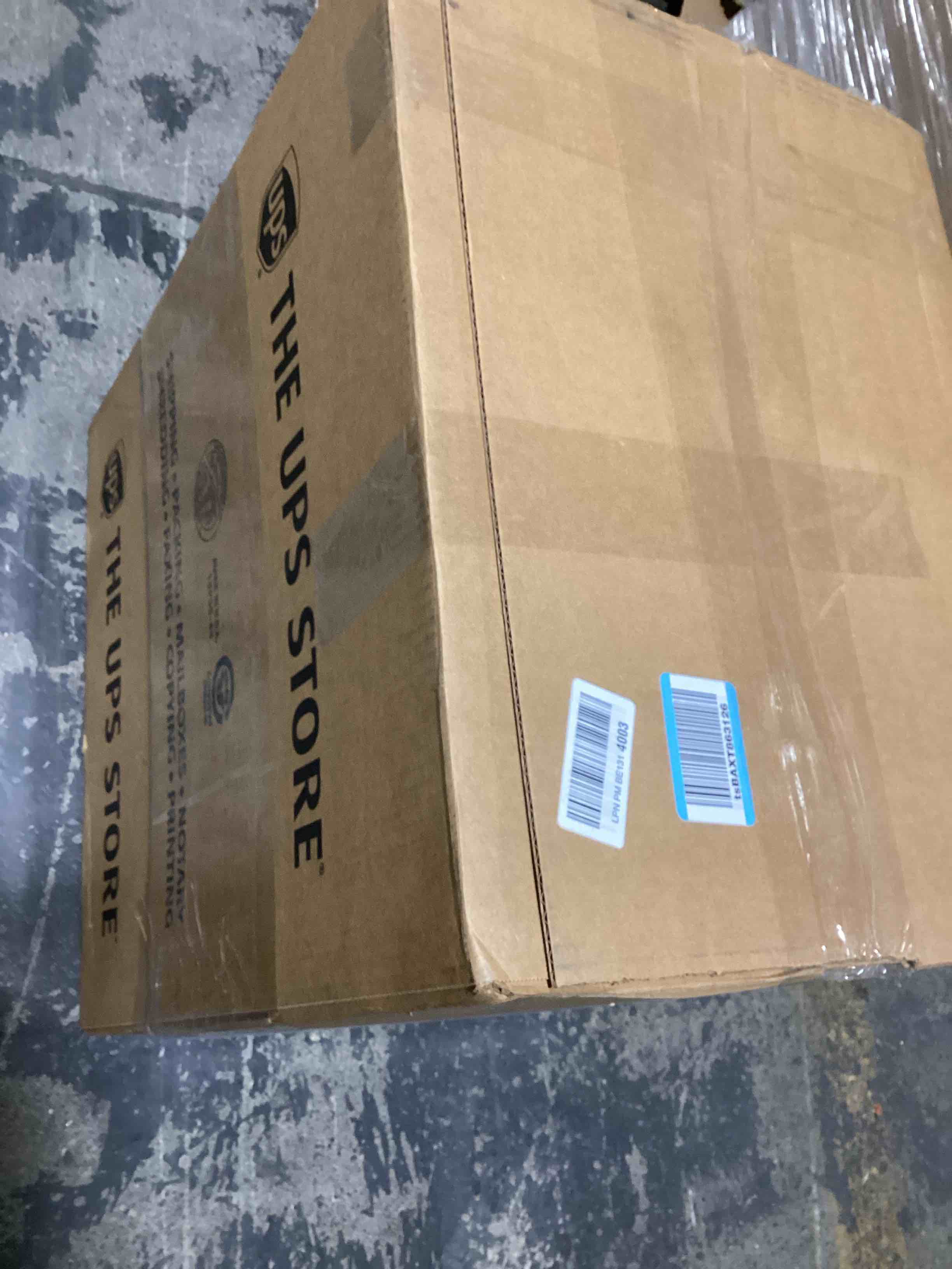 https://s3.amazonaws.com/lotting-images-prod/bidfta/TEA0471943_1730559879380.jpeg