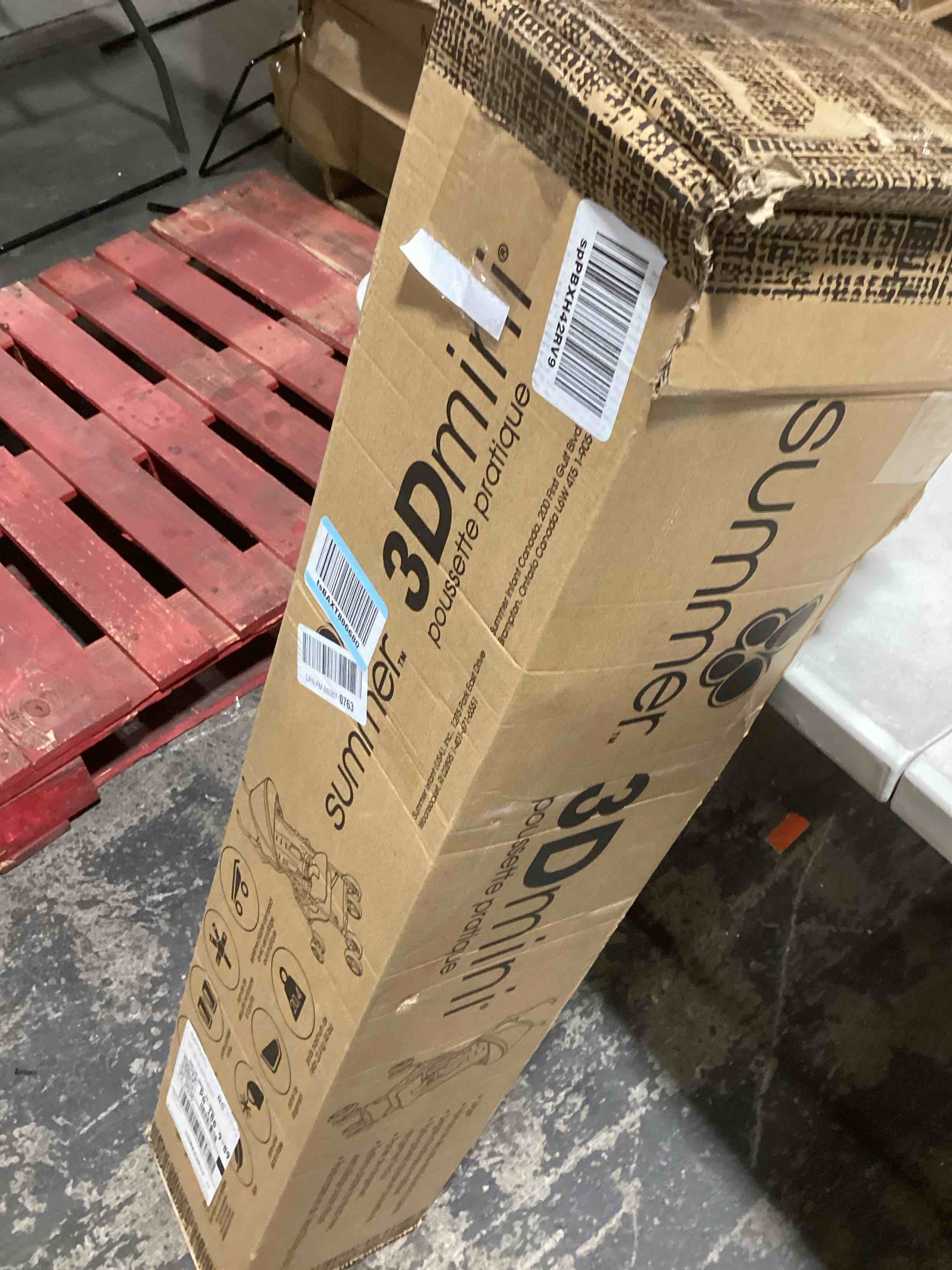 https://s3.amazonaws.com/lotting-images-prod/bidfta/TEA0472000_1730557577917.jpeg