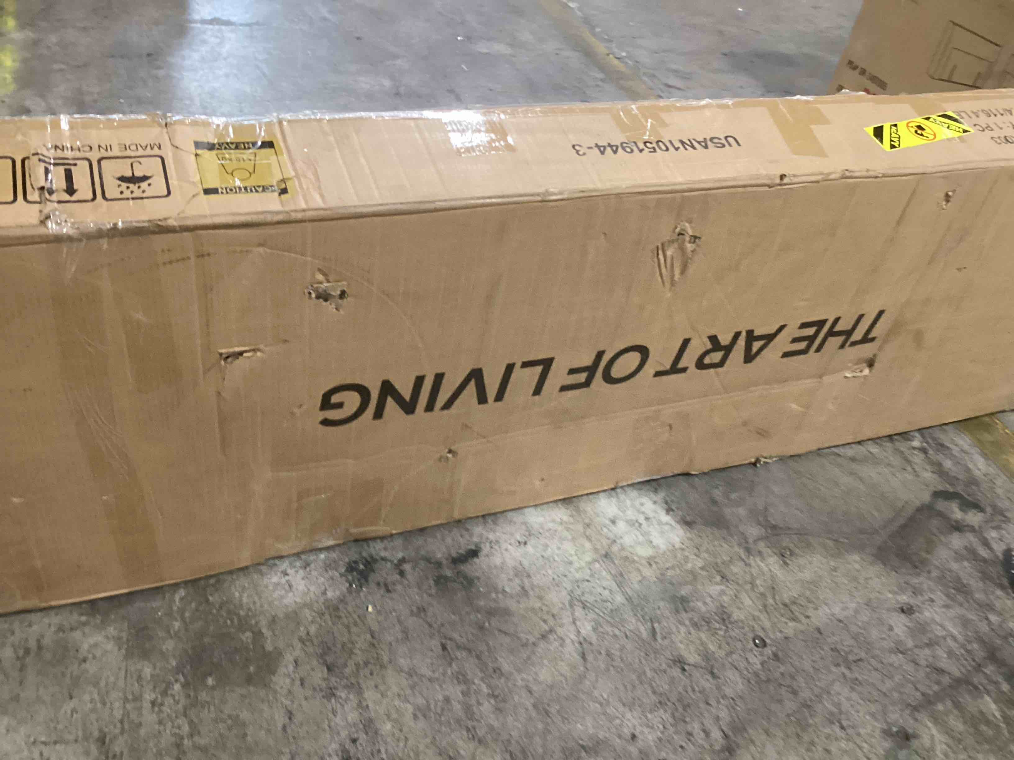 https://s3.amazonaws.com/lotting-images-prod/bidfta/TEA0472121_1735938543973.jpeg