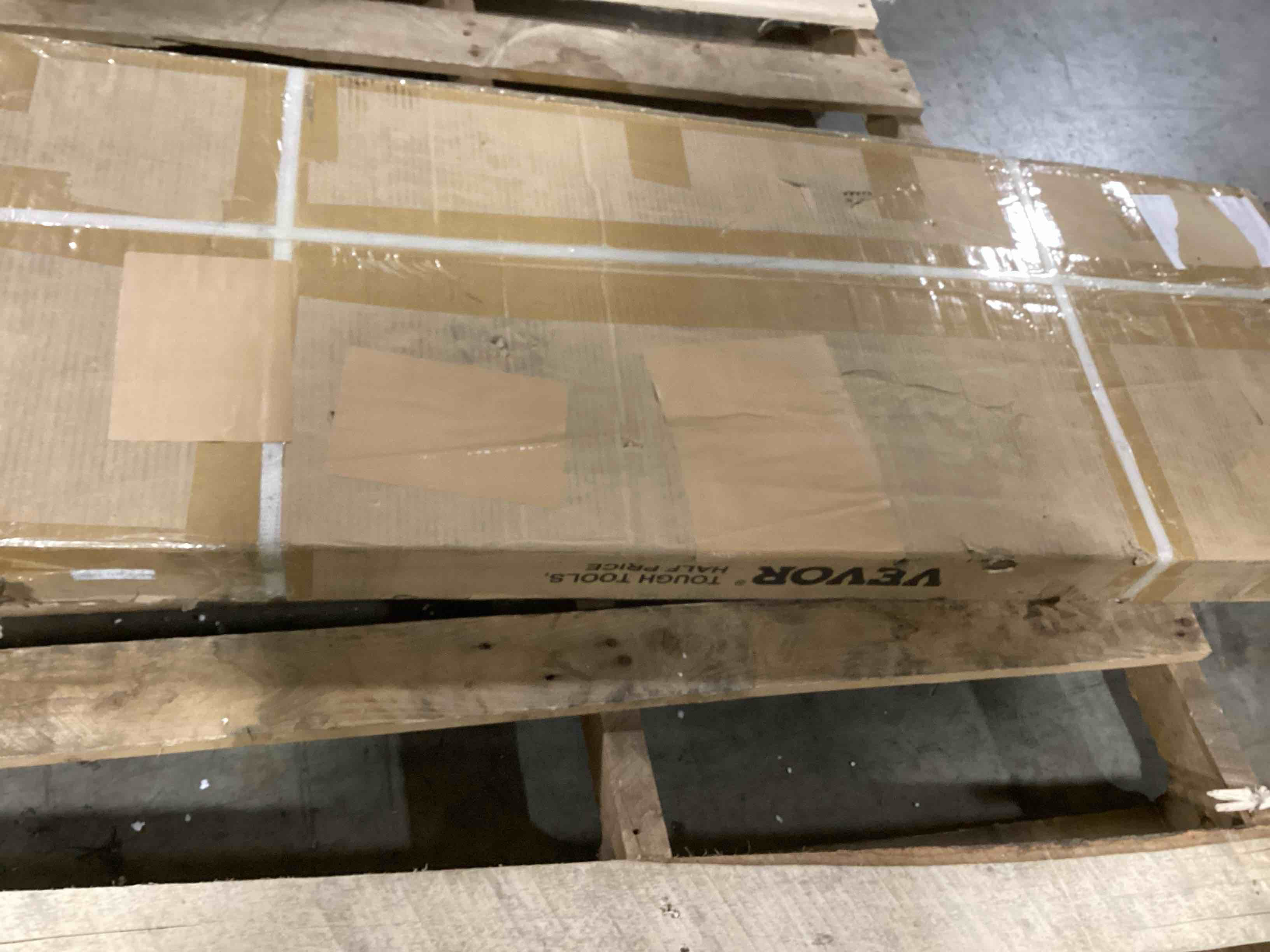 https://s3.amazonaws.com/lotting-images-prod/bidfta/TEA0472756_1734727979077.jpeg