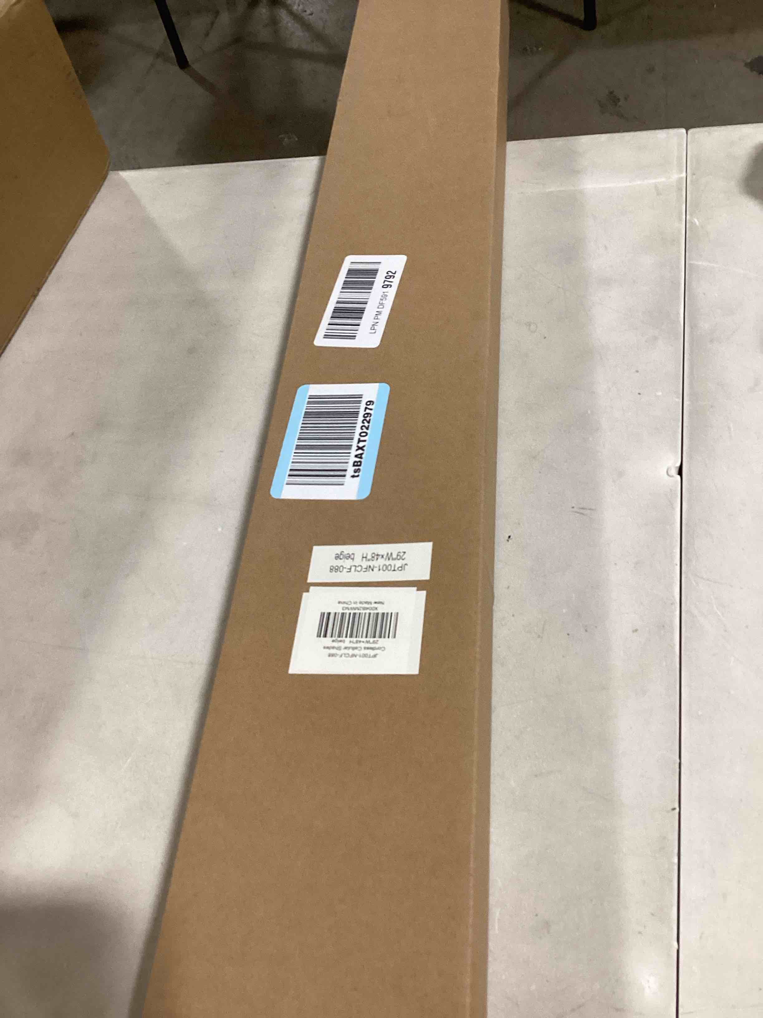 https://s3.amazonaws.com/lotting-images-prod/bidfta/TEA0473270_1734096988832.jpeg