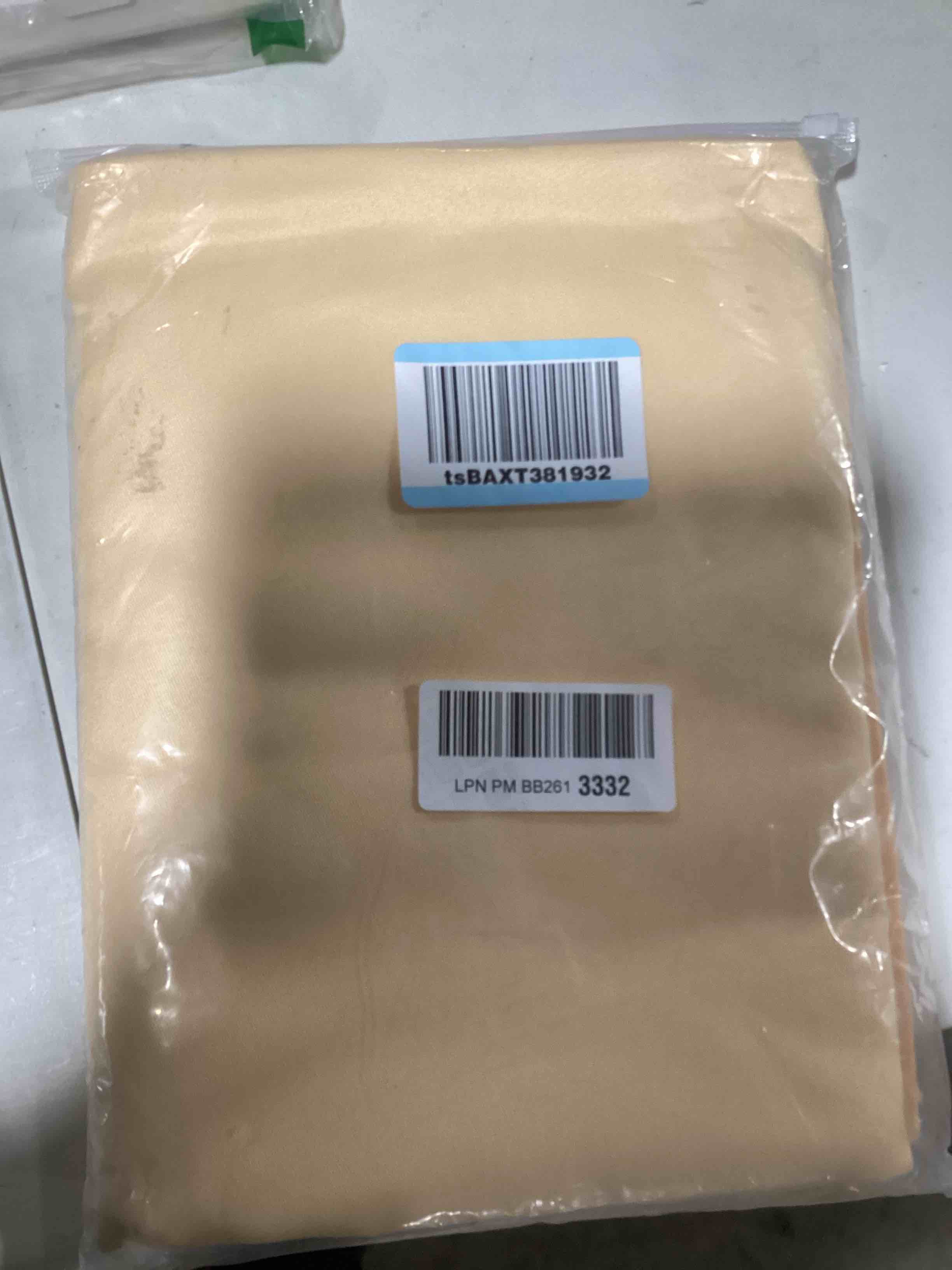 https://s3.amazonaws.com/lotting-images-prod/bidfta/TEA0474024_1733234263352.jpeg