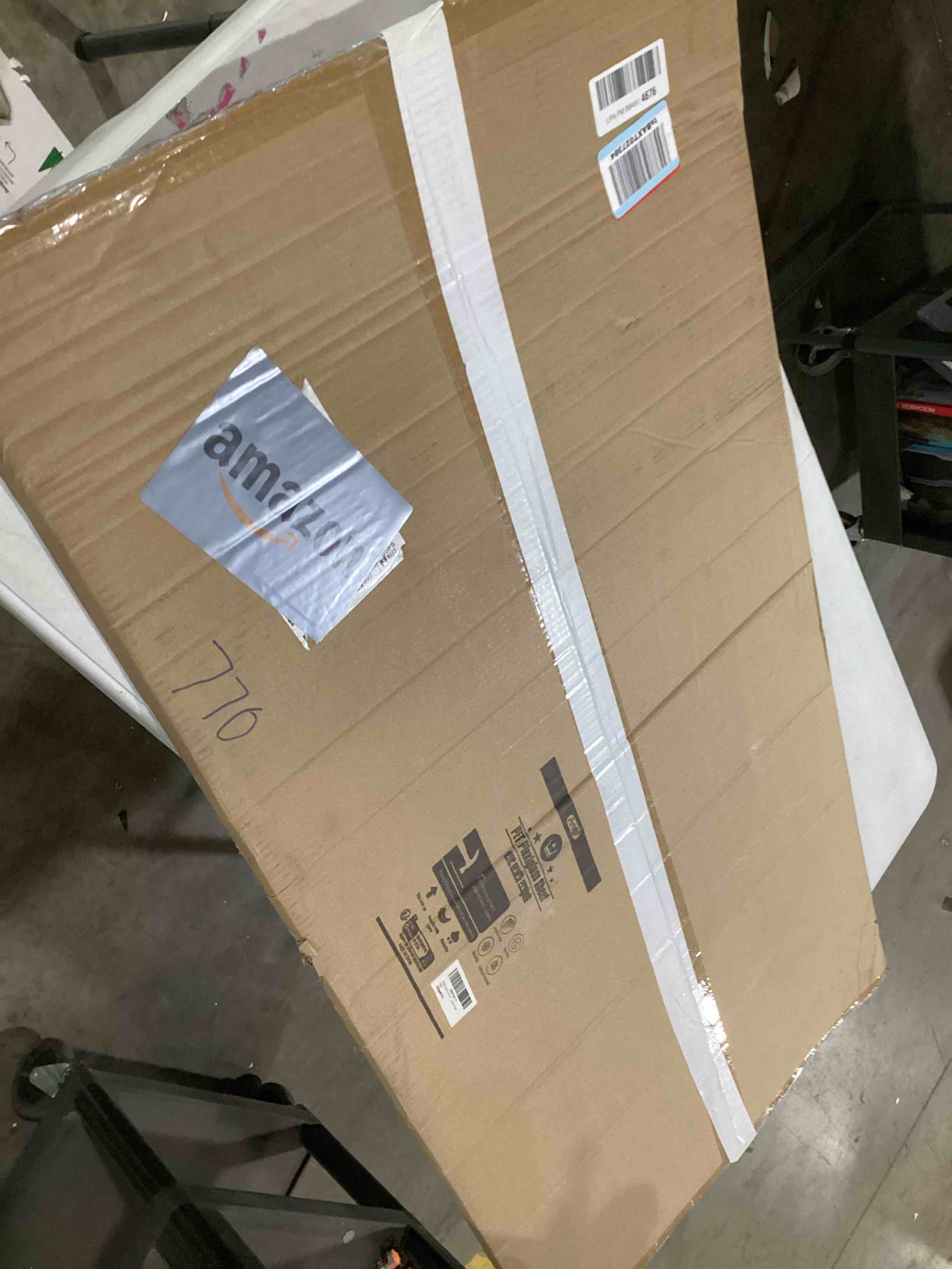 https://s3.amazonaws.com/lotting-images-prod/bidfta/TEA0474703_1732132190640.jpeg
